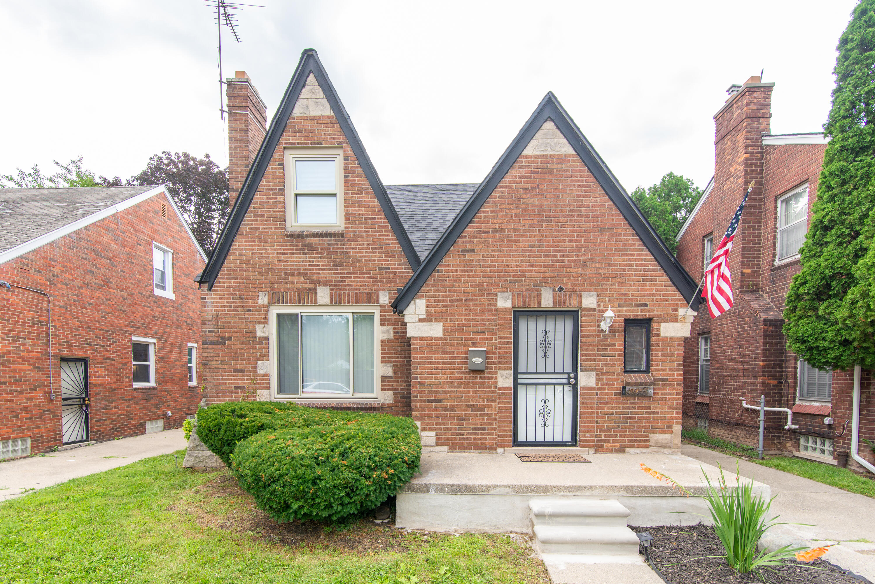10035 Greensboro Street