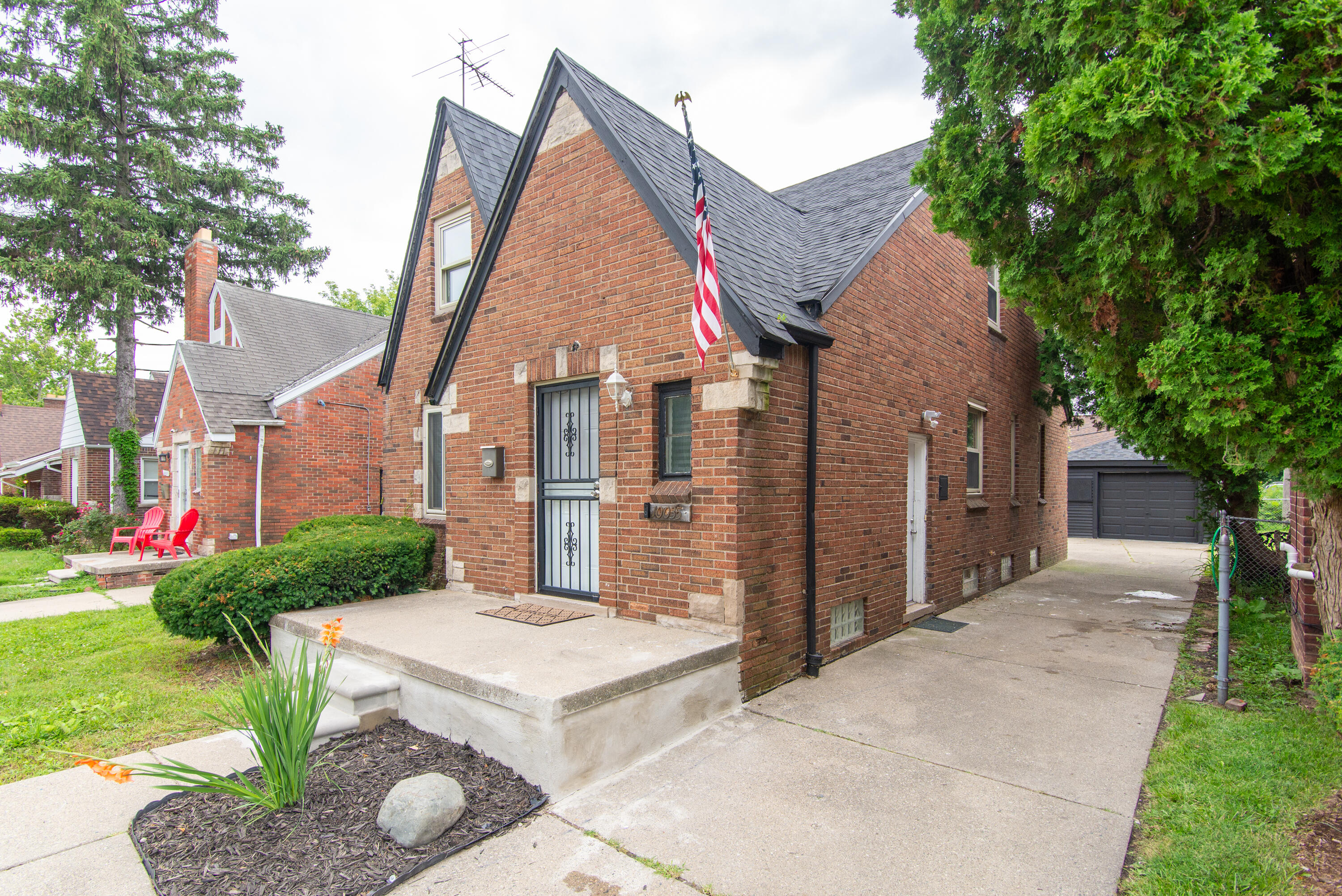 10035 Greensboro Street