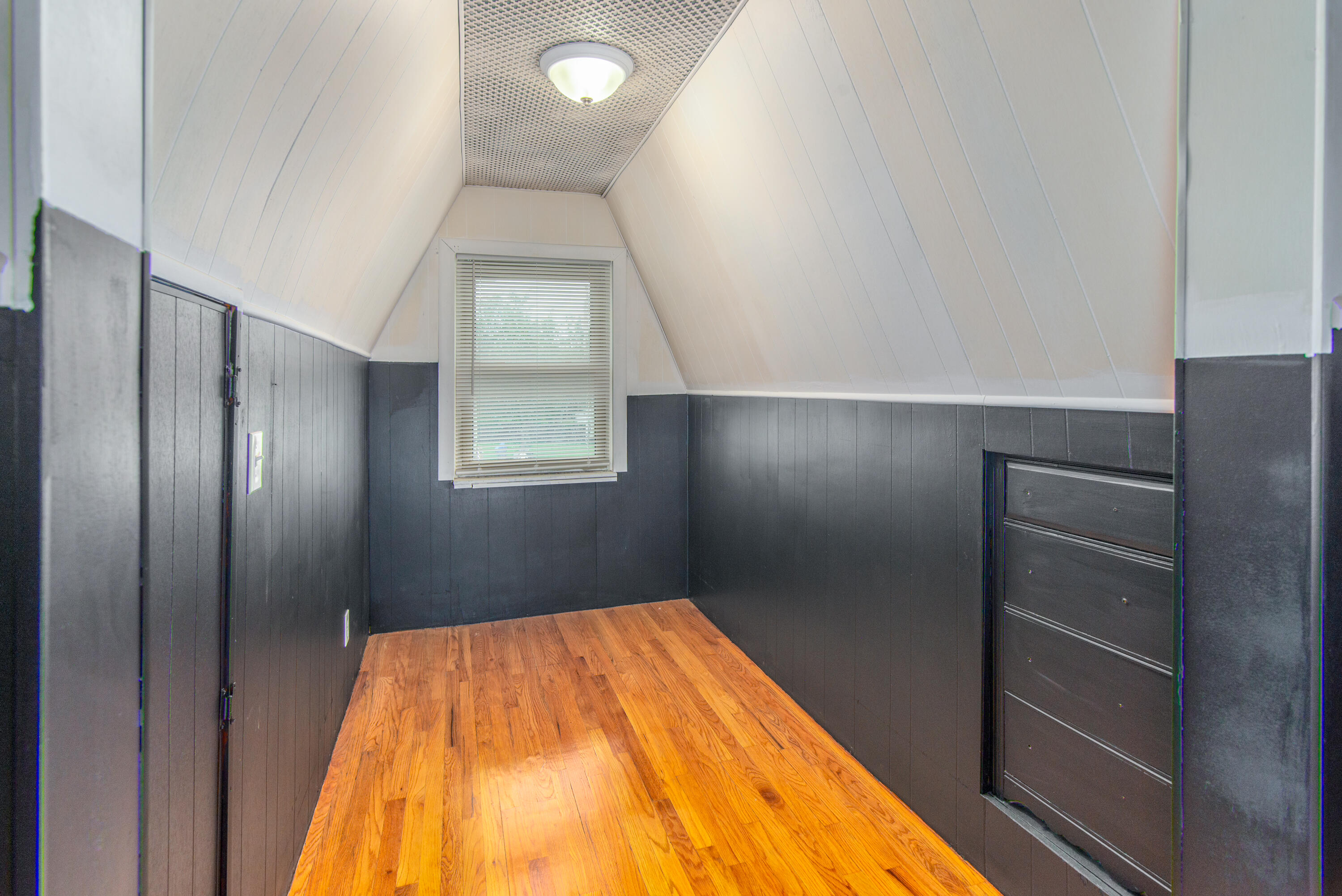 10035 Greensboro Street