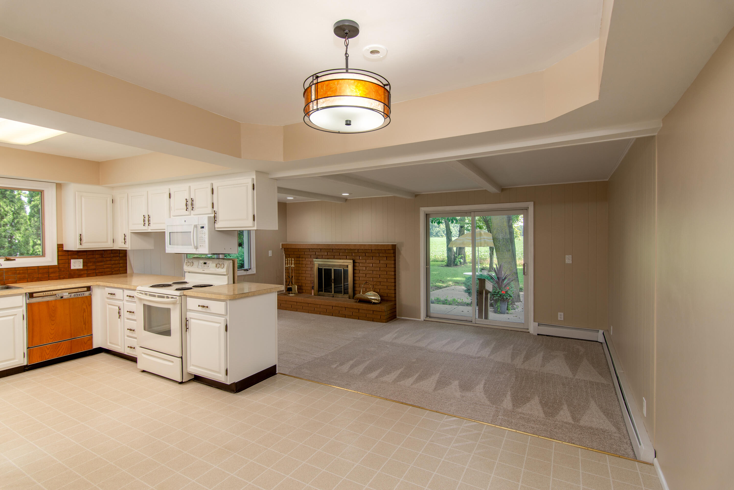 5443 Ameno Lane