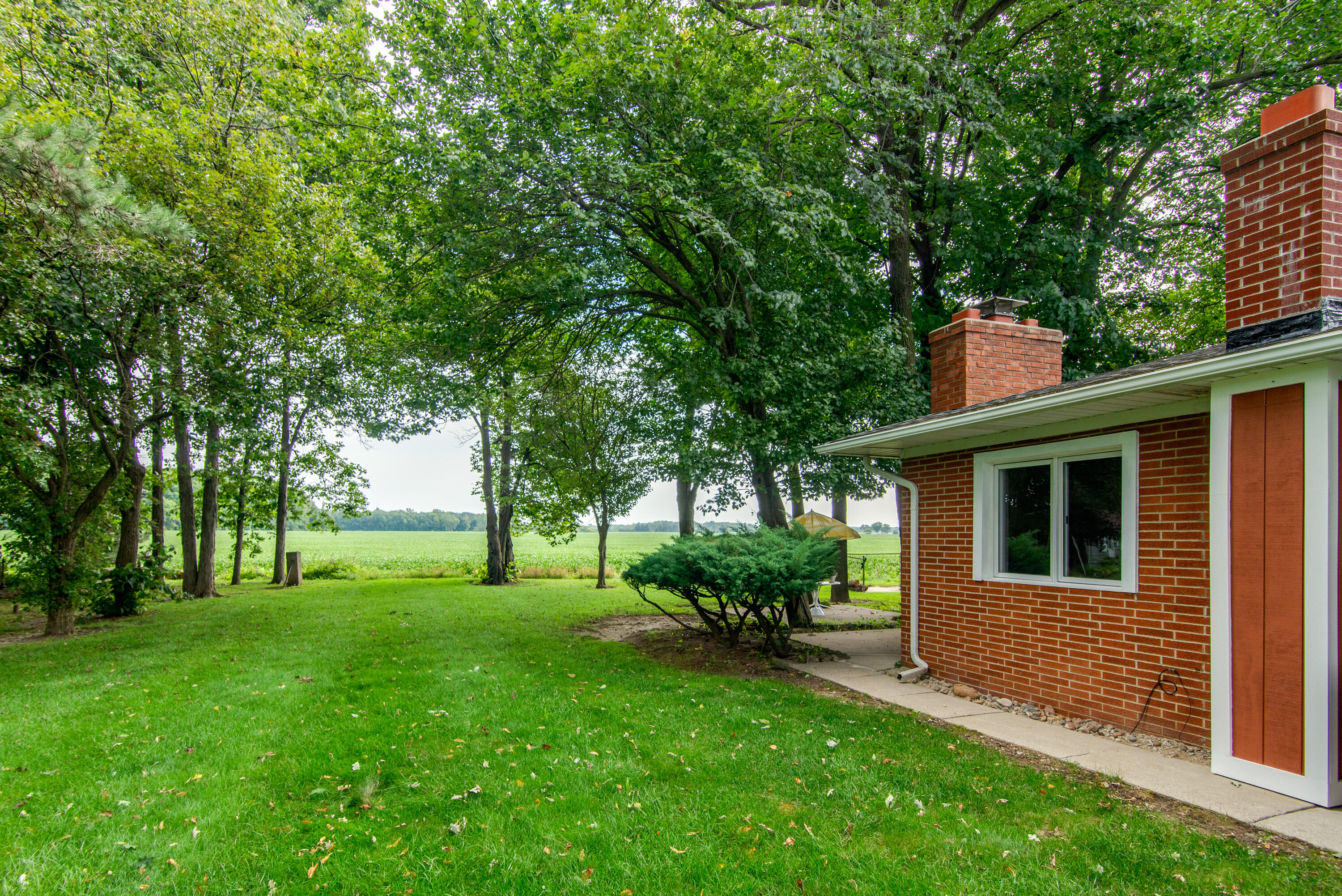 5443 Ameno Lane