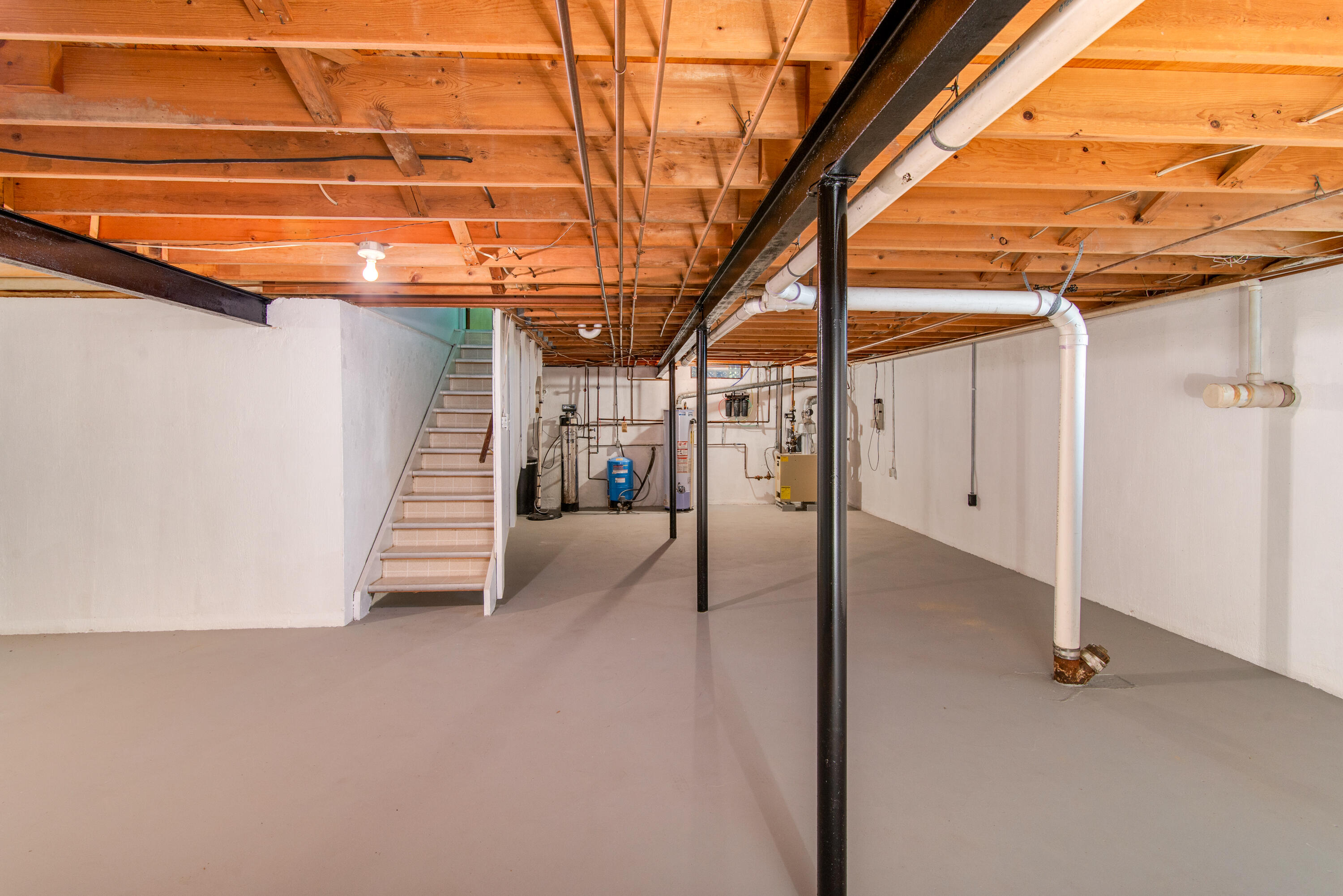 5443 Ameno Lane