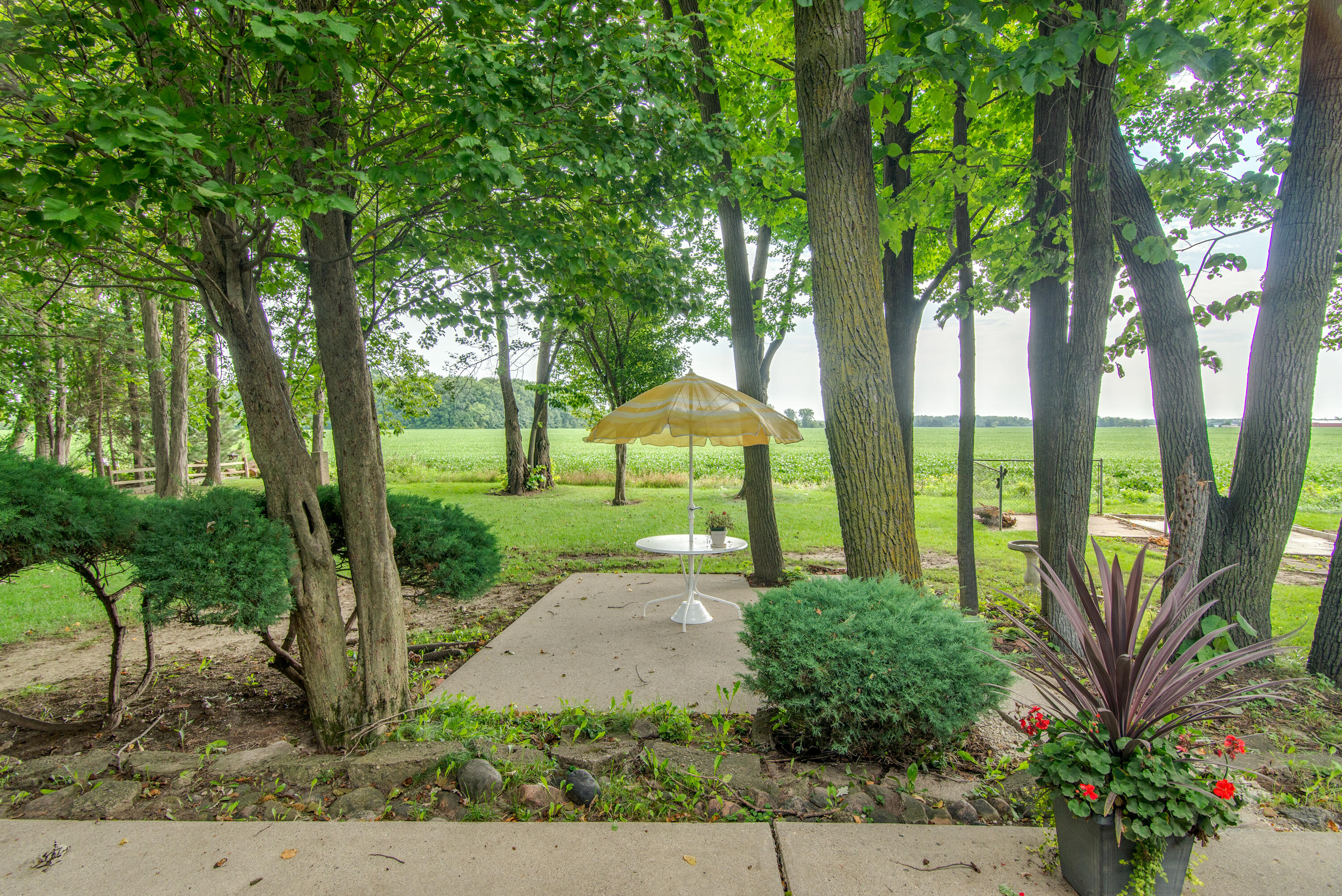 5443 Ameno Lane