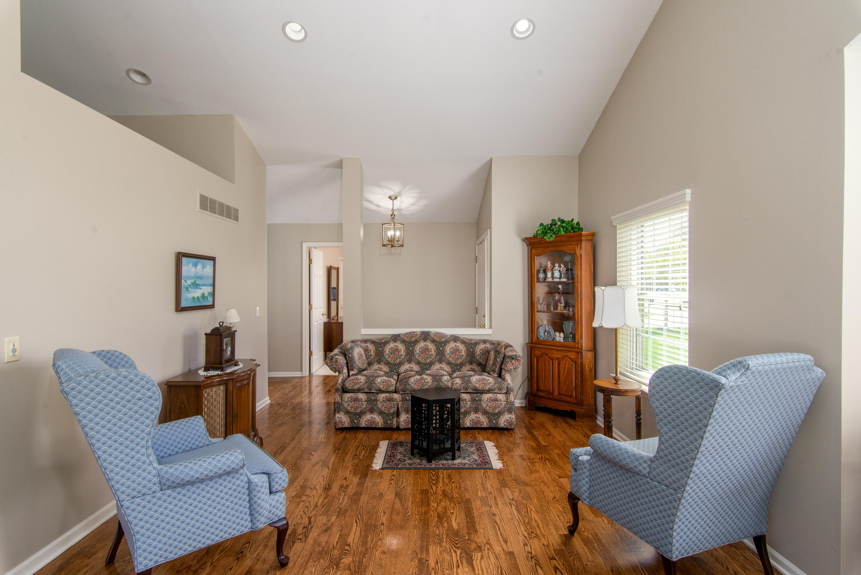 1738 Wentworth Drive