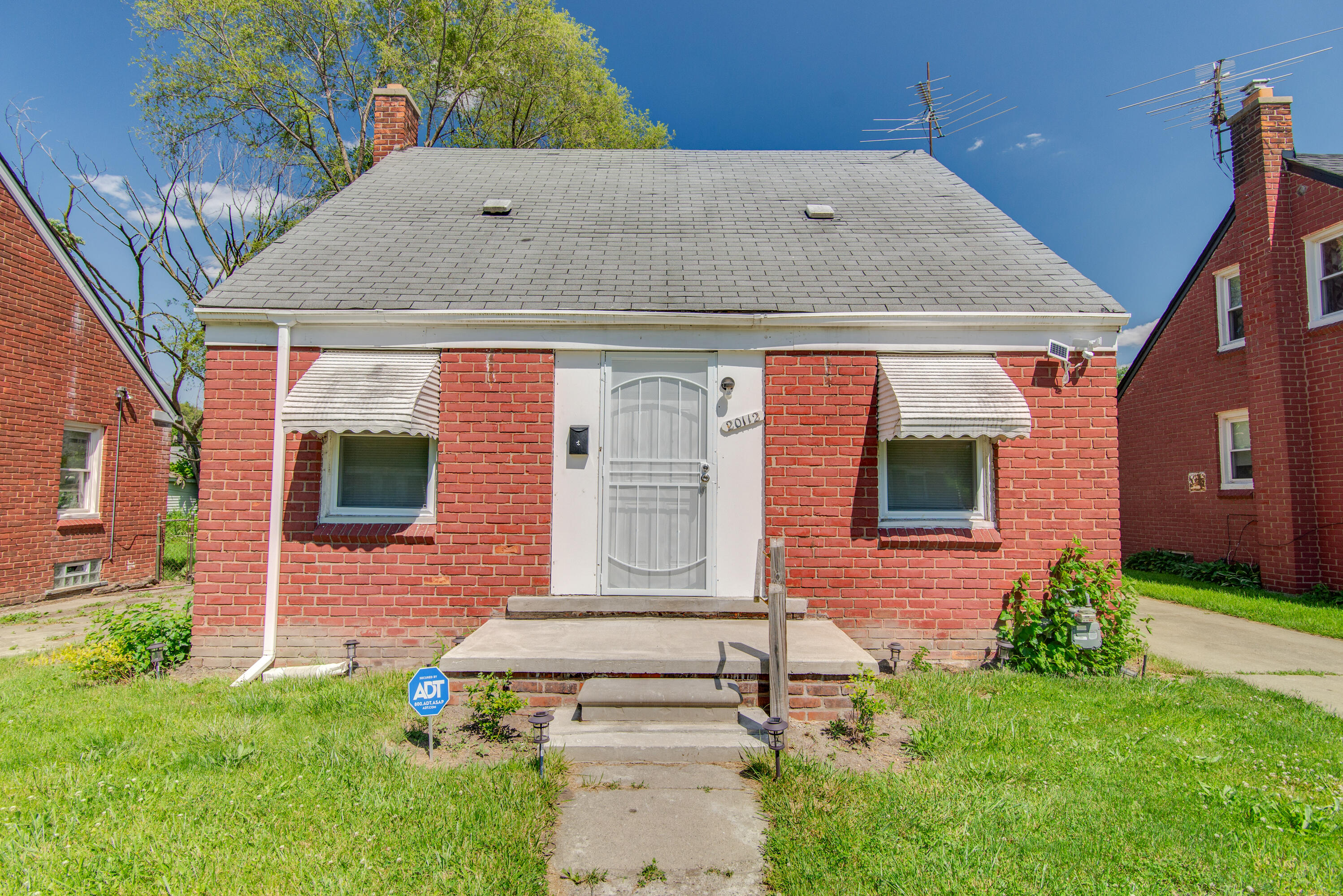 20112 Charest Street