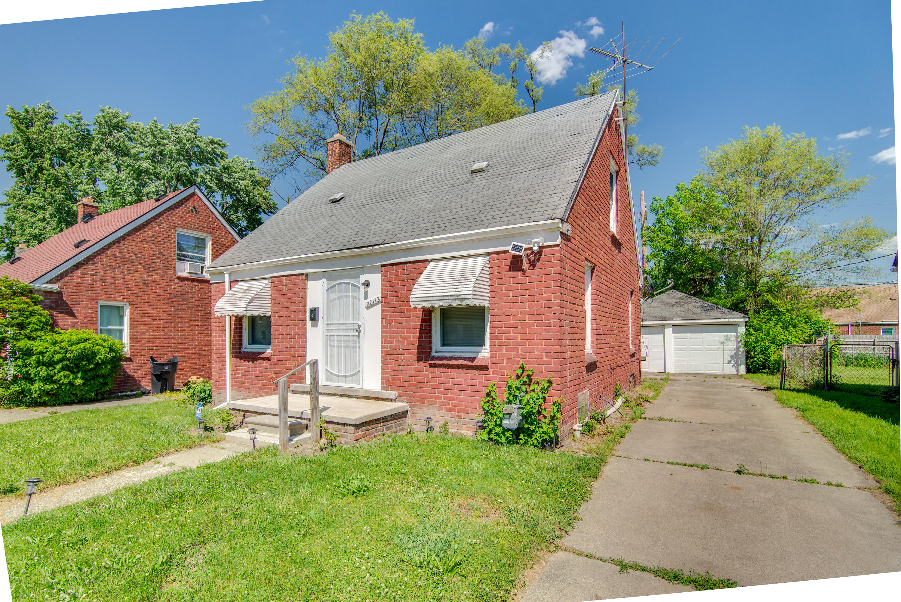 20112 Charest Street