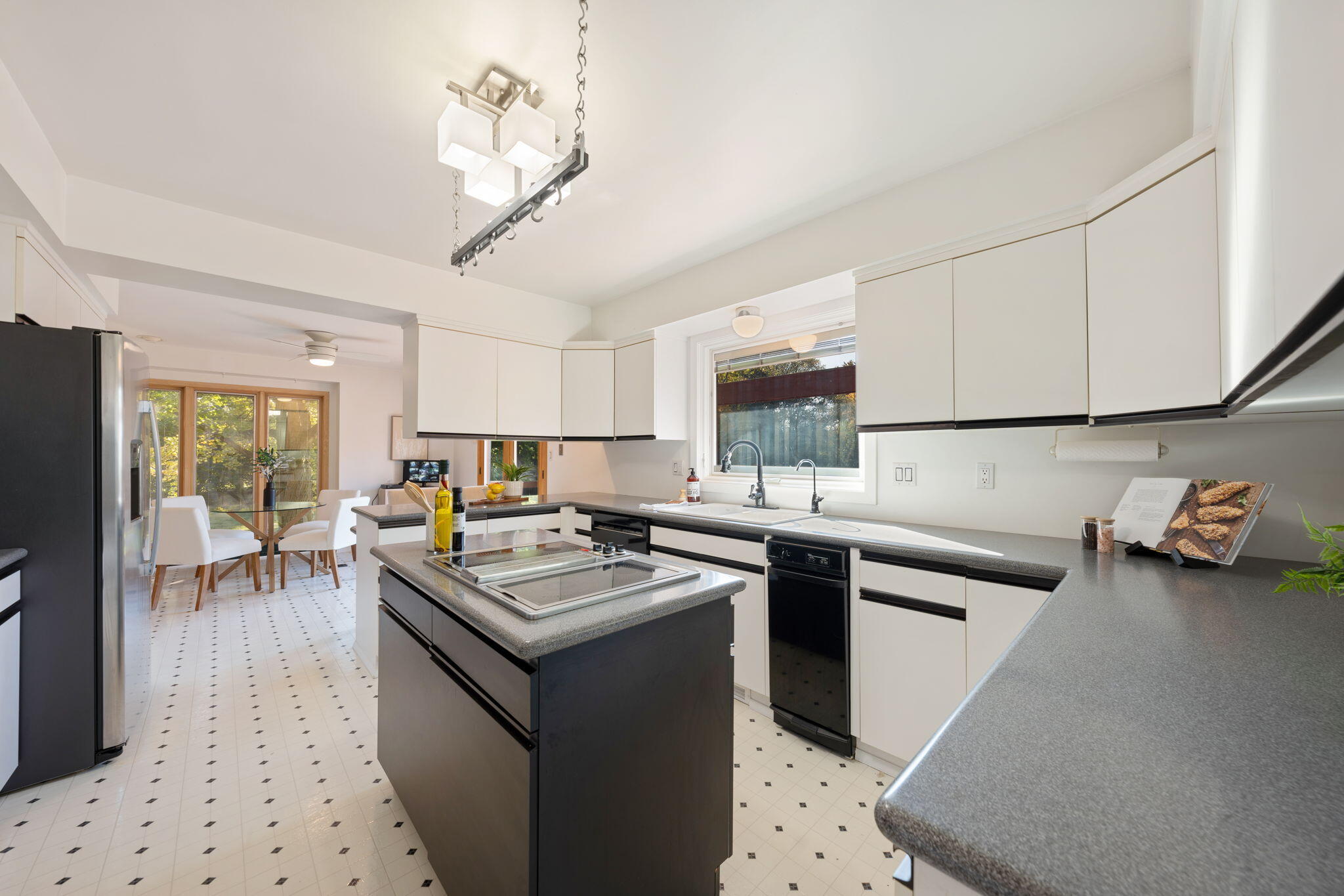3839 Napier Road