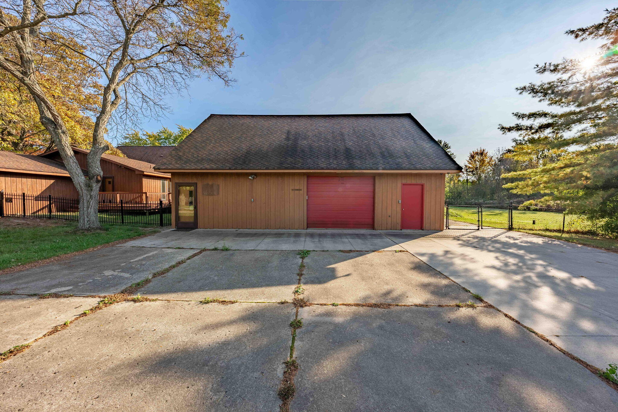 3839 Napier Road