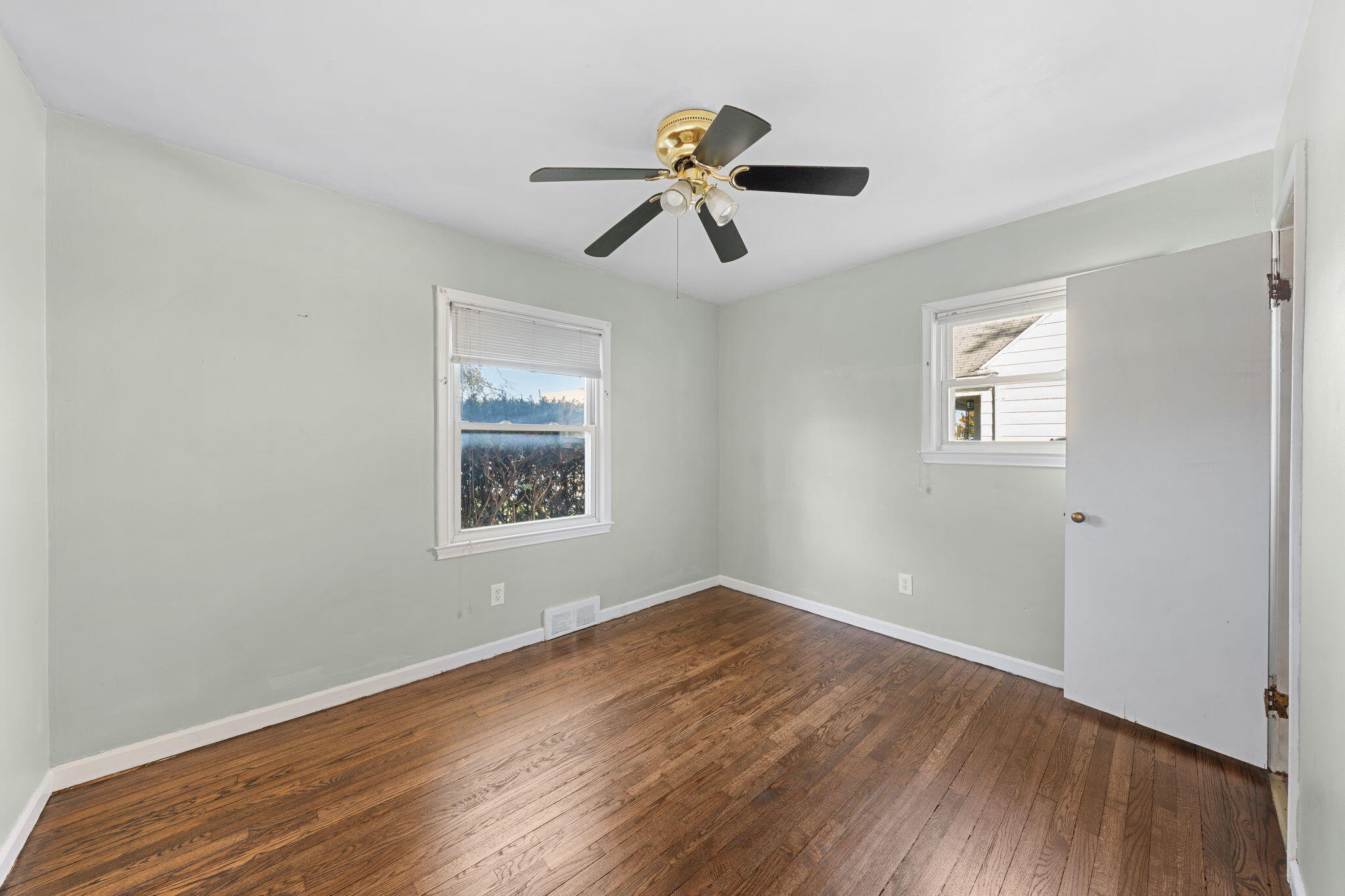 23078 Orchard Lake Road