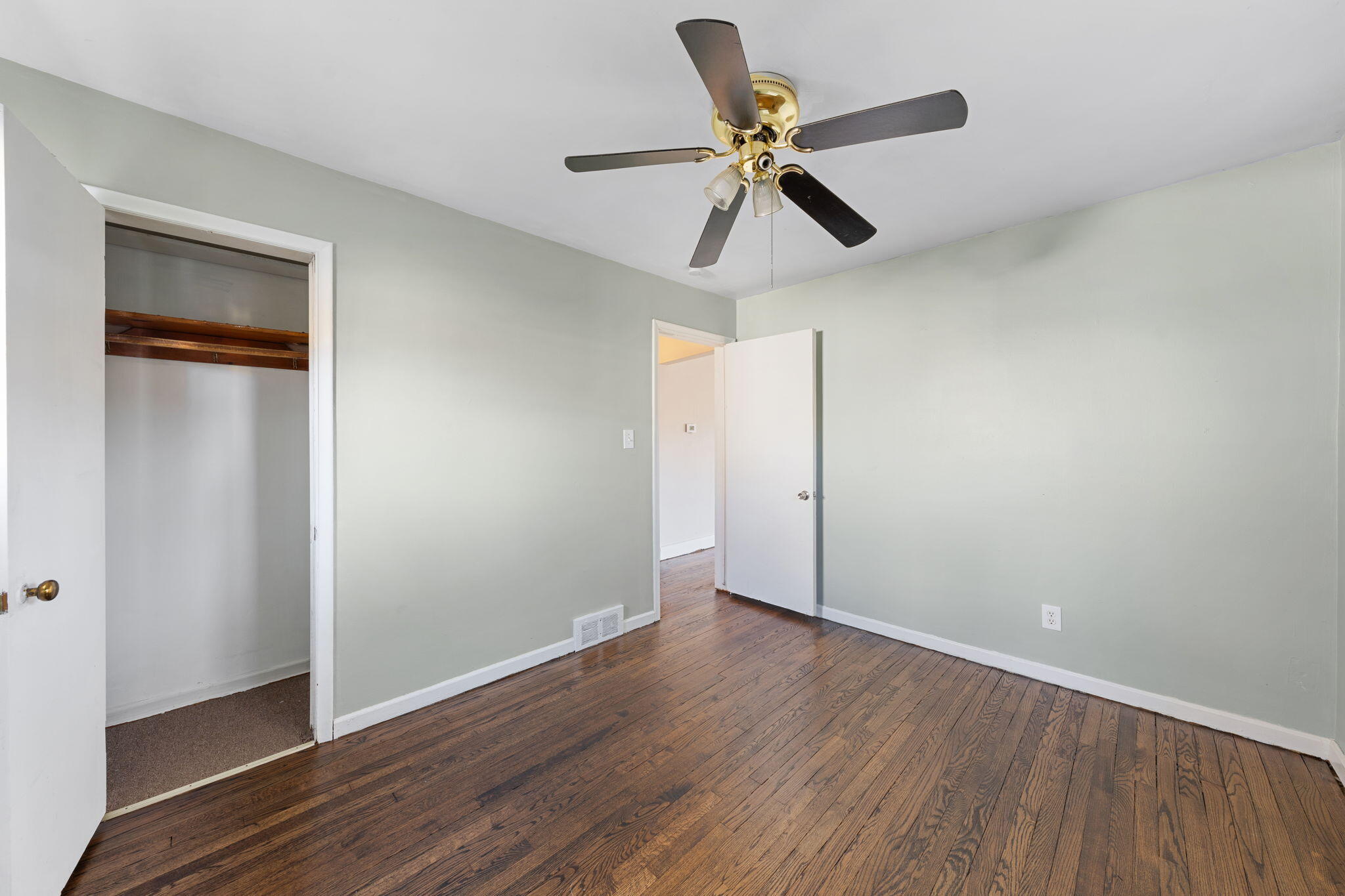 23078 Orchard Lake Road
