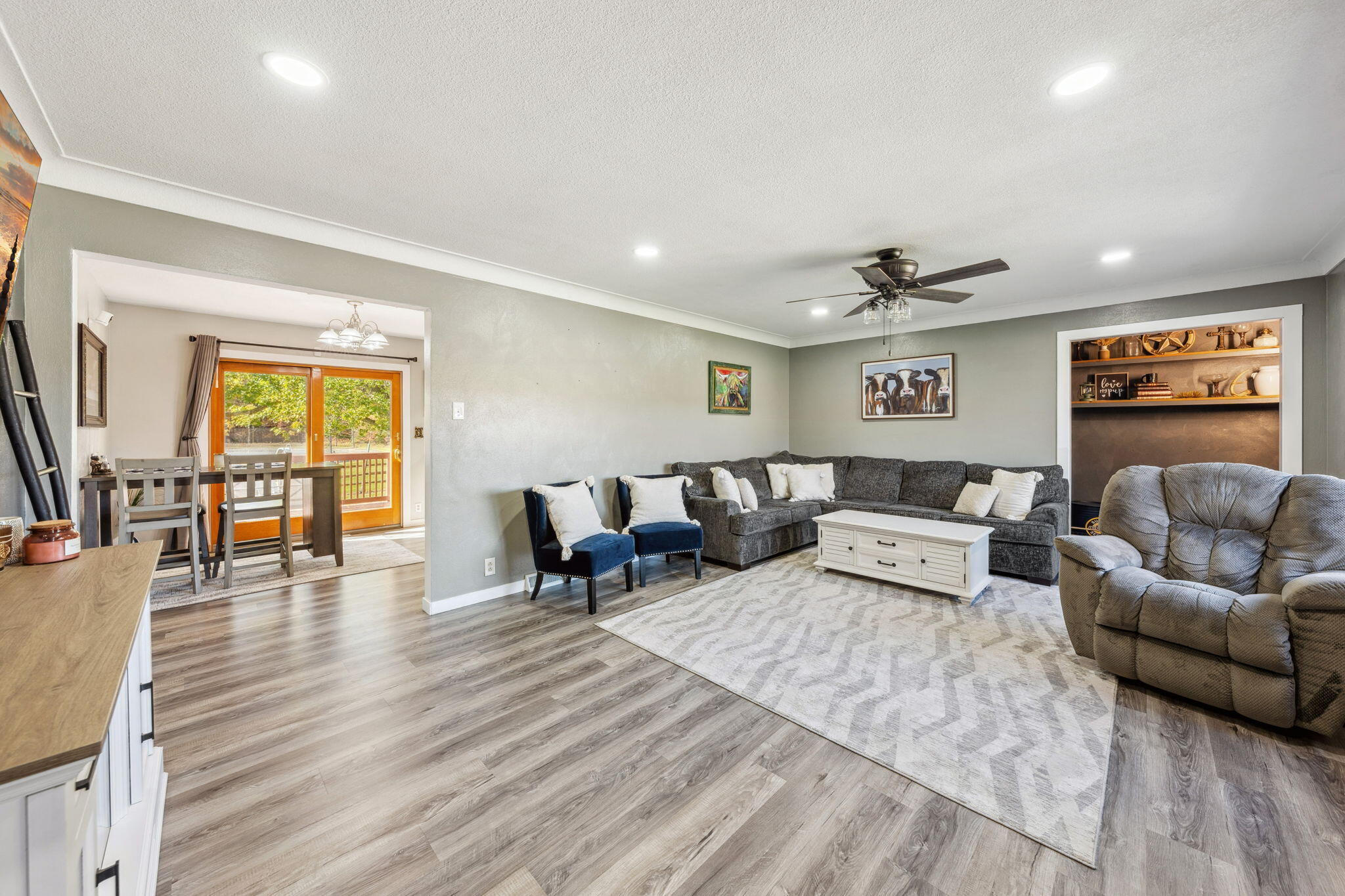 5920 Lyons Highway