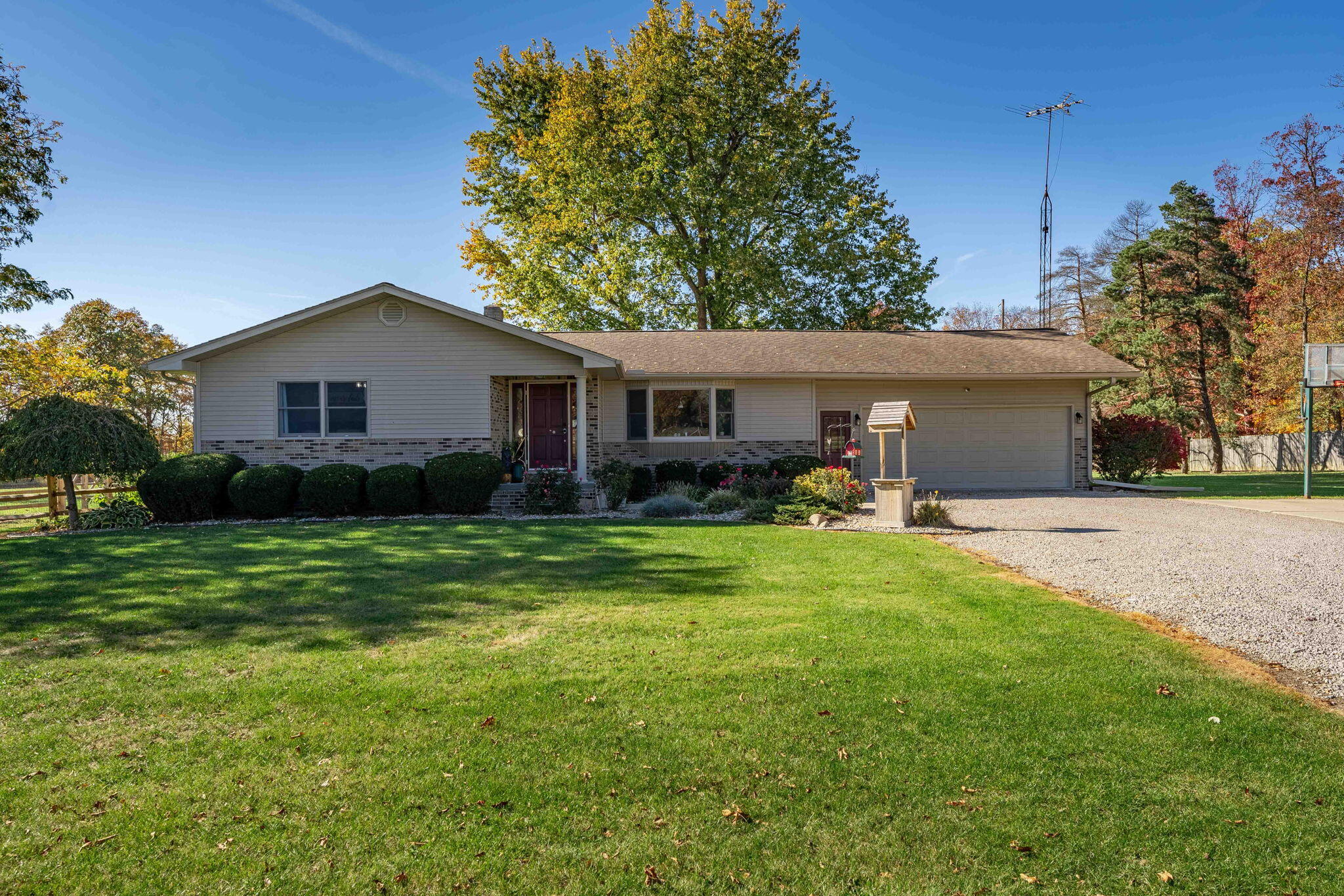 5920 Lyons Highway