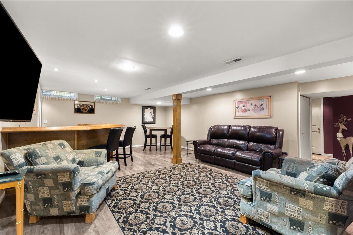 43806 Brandywyne Road