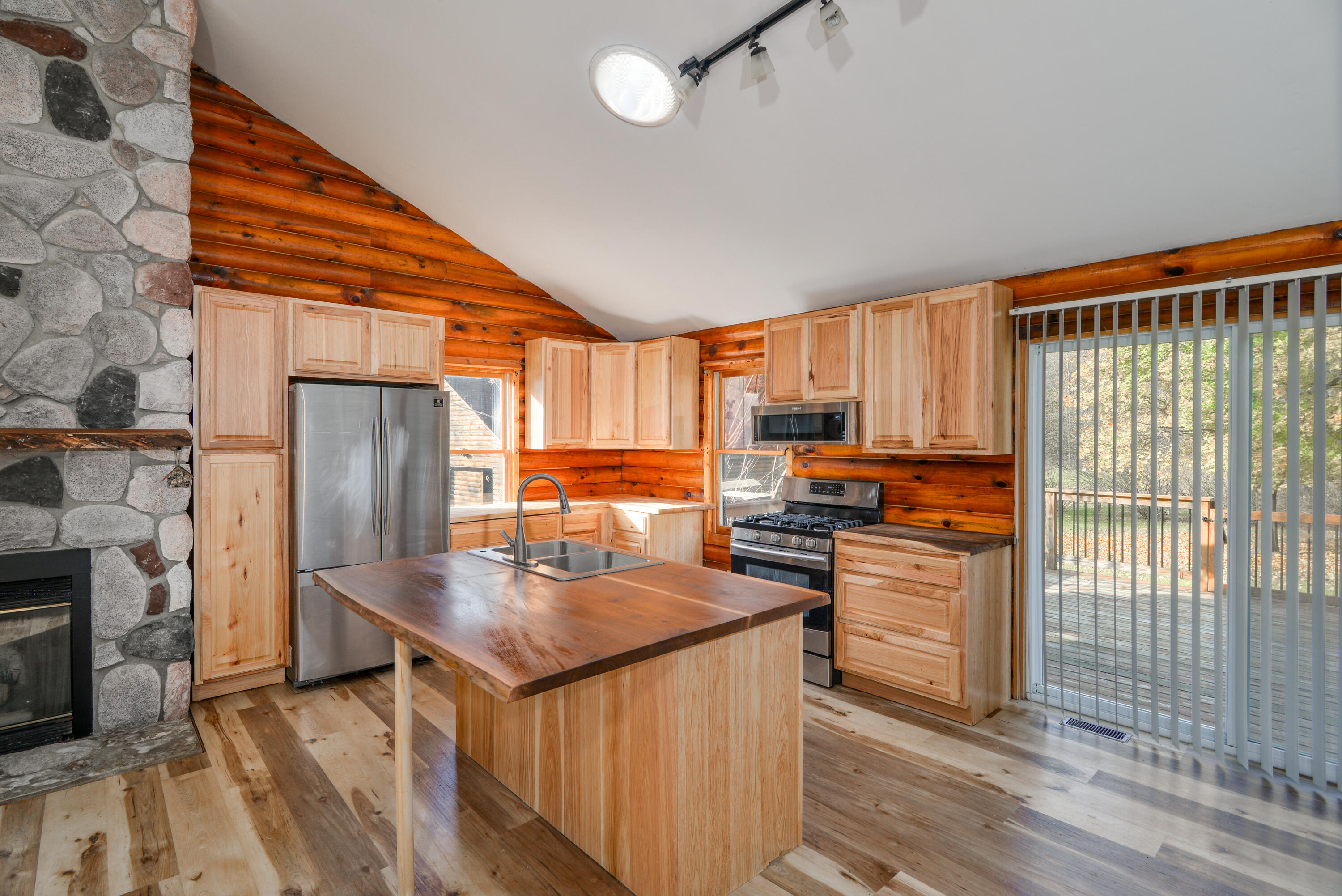 926 Sanders Road