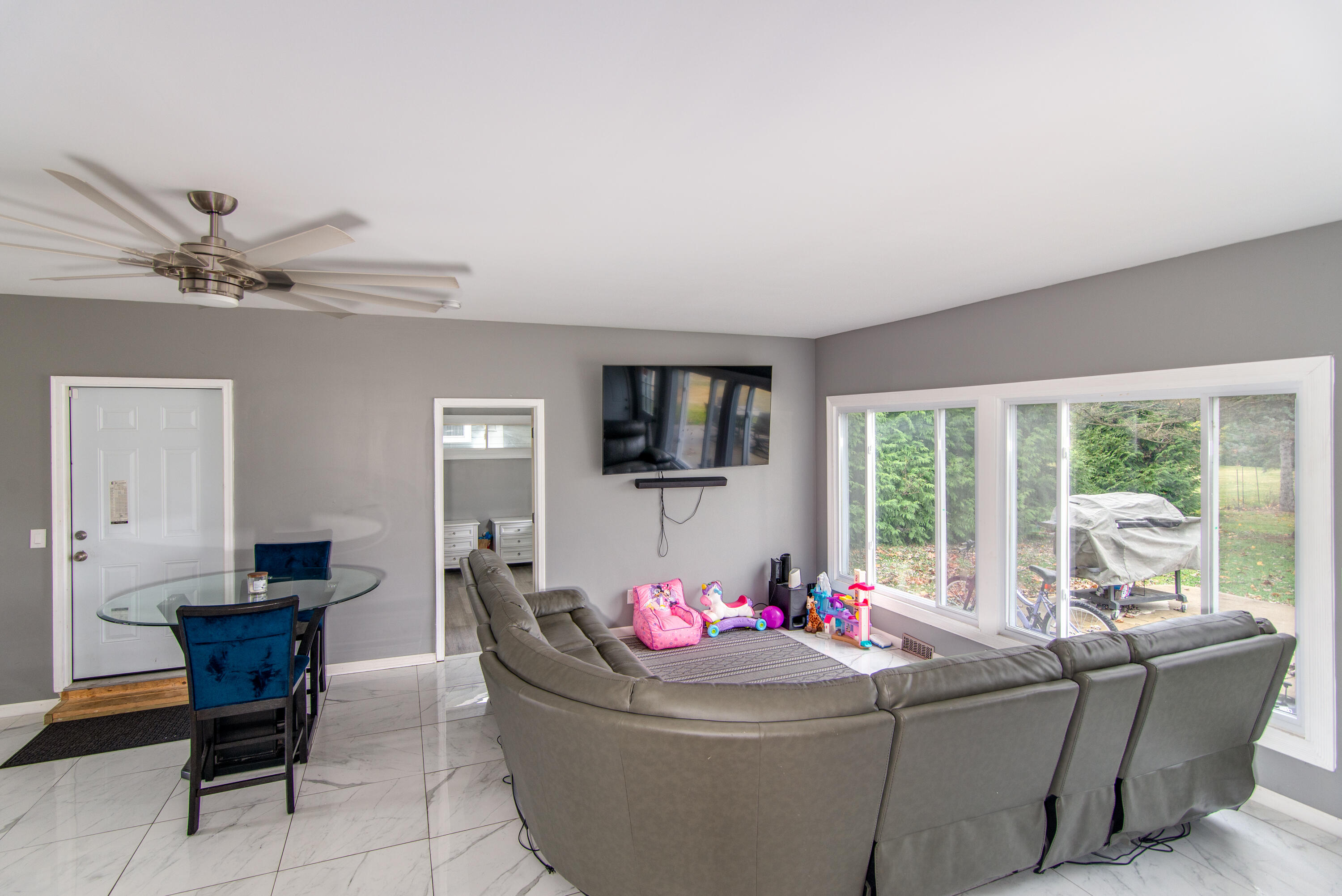30800 Wentworth Street
