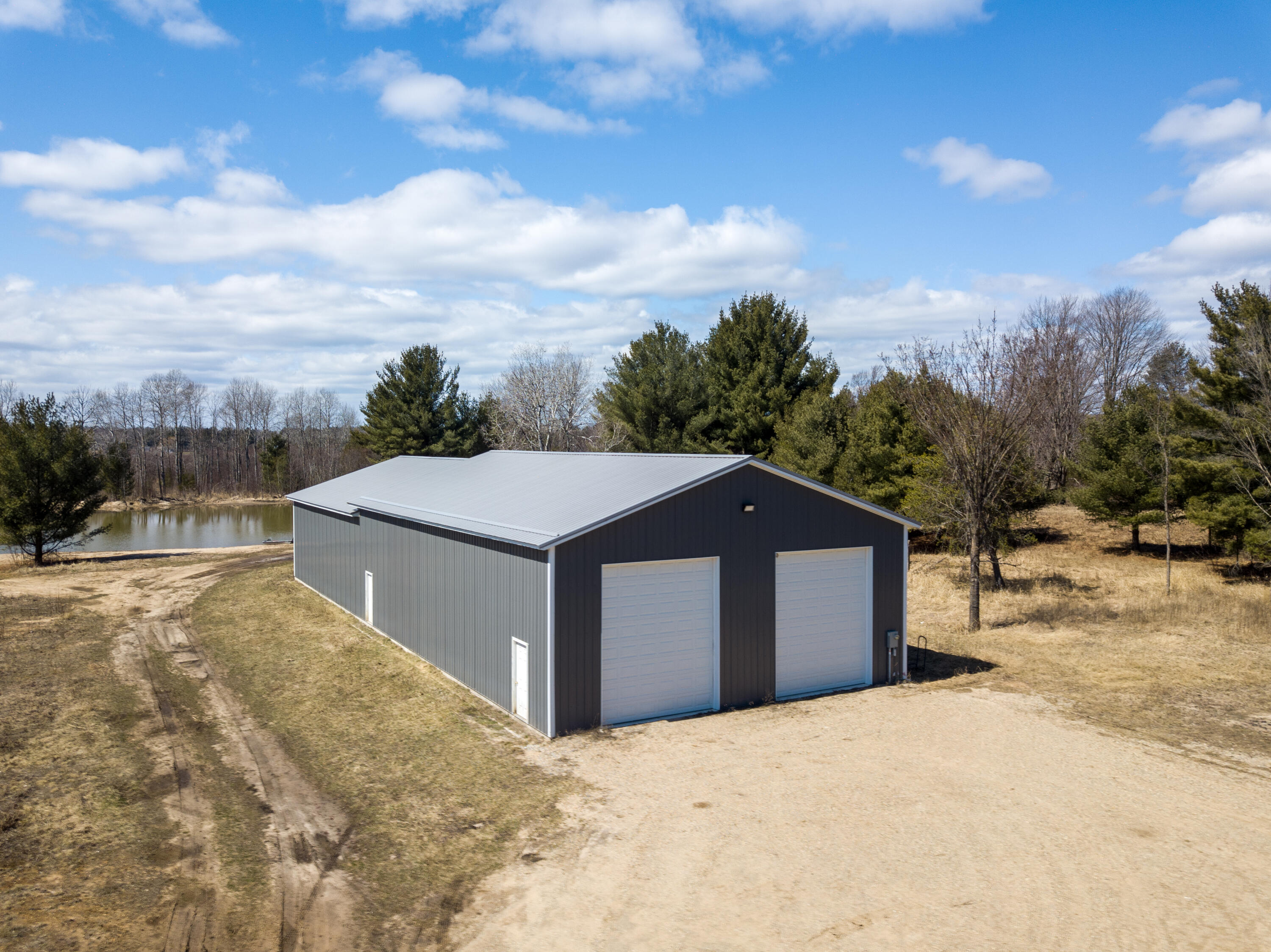 2055 Darylnn Lake Road