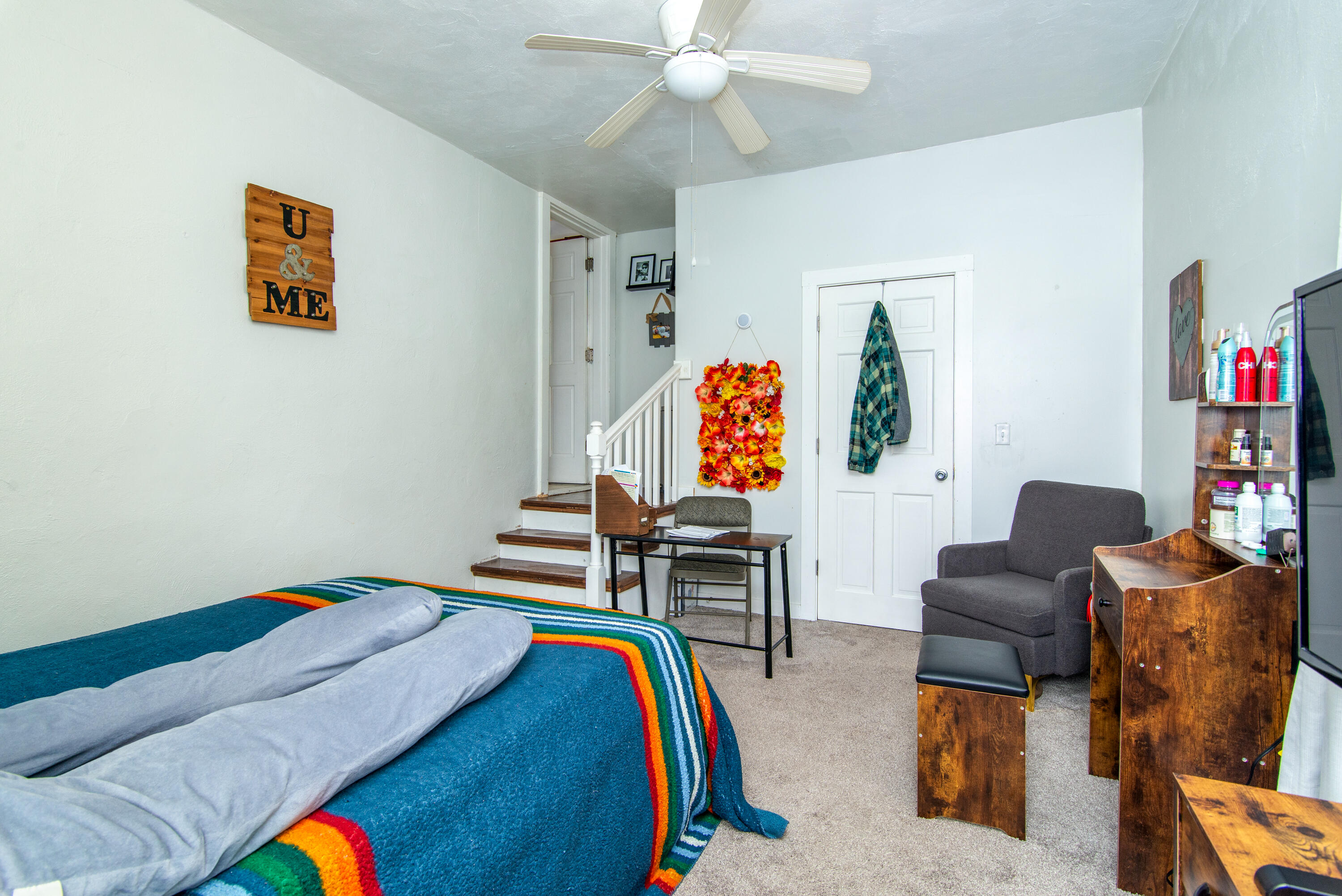 3231 Portage