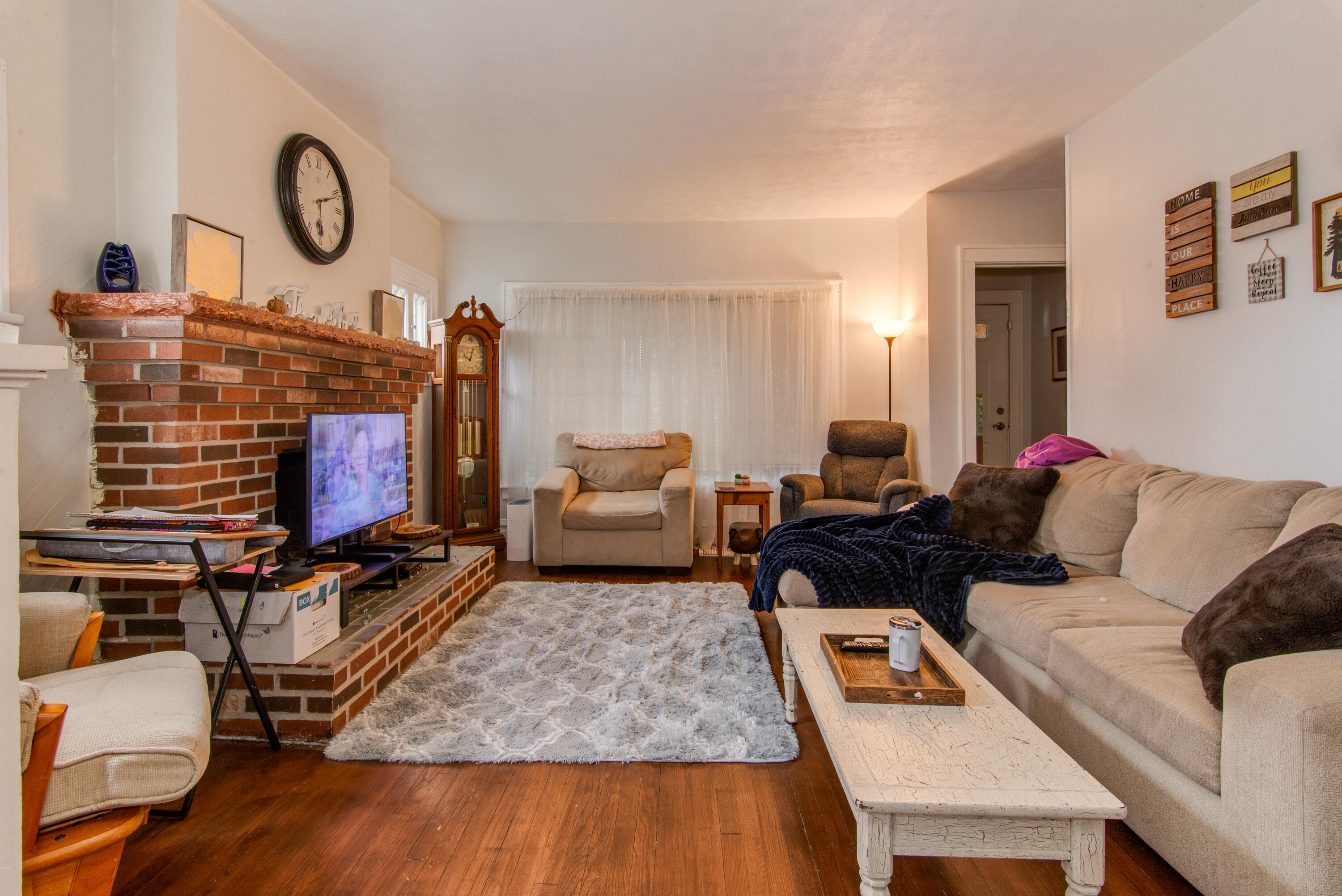 3231 Portage