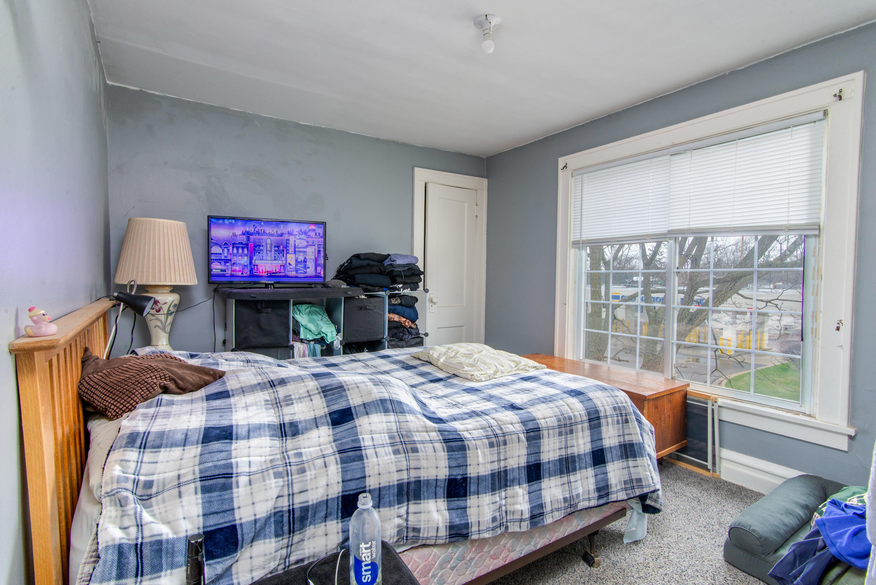 3231 Portage