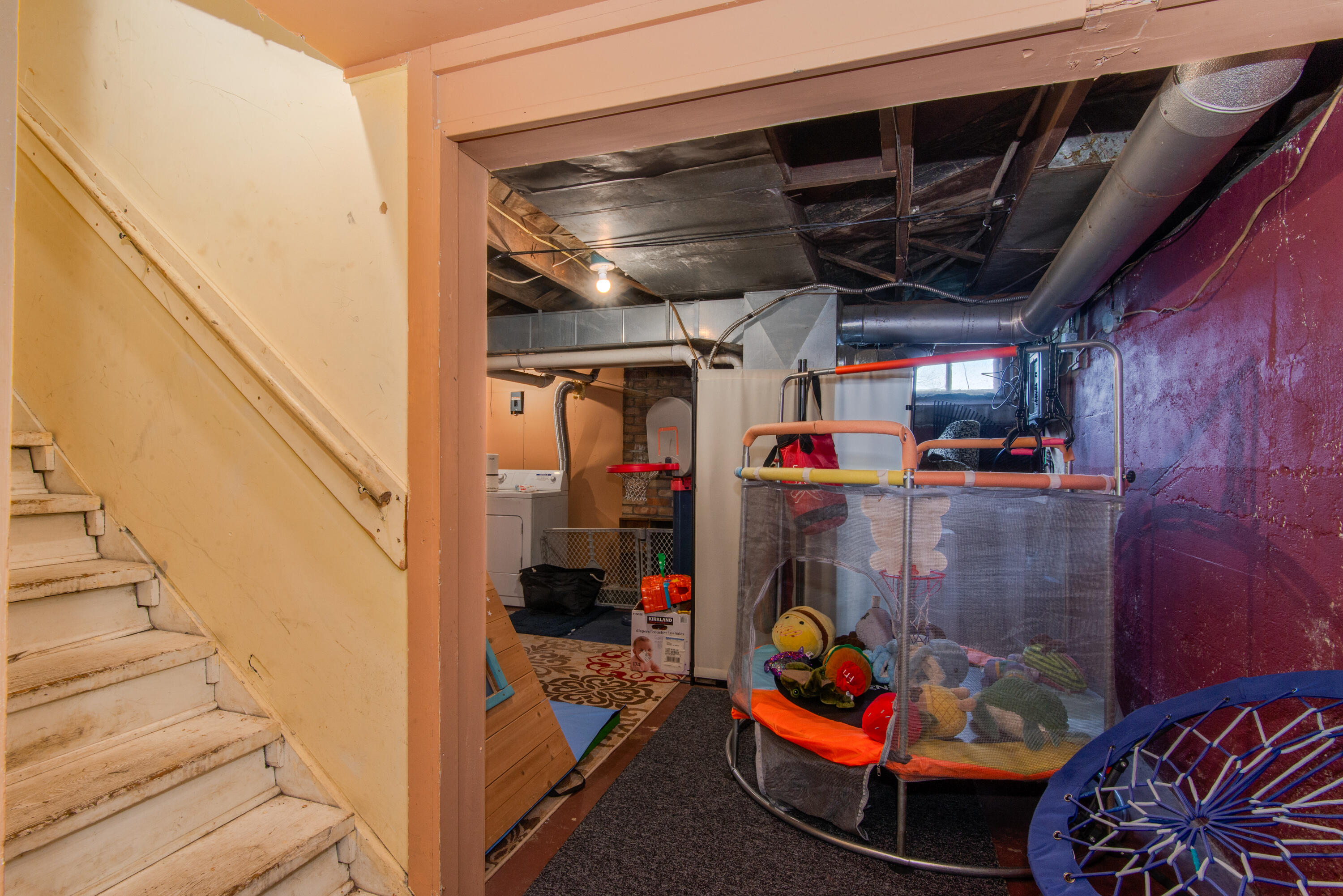 3231 Portage