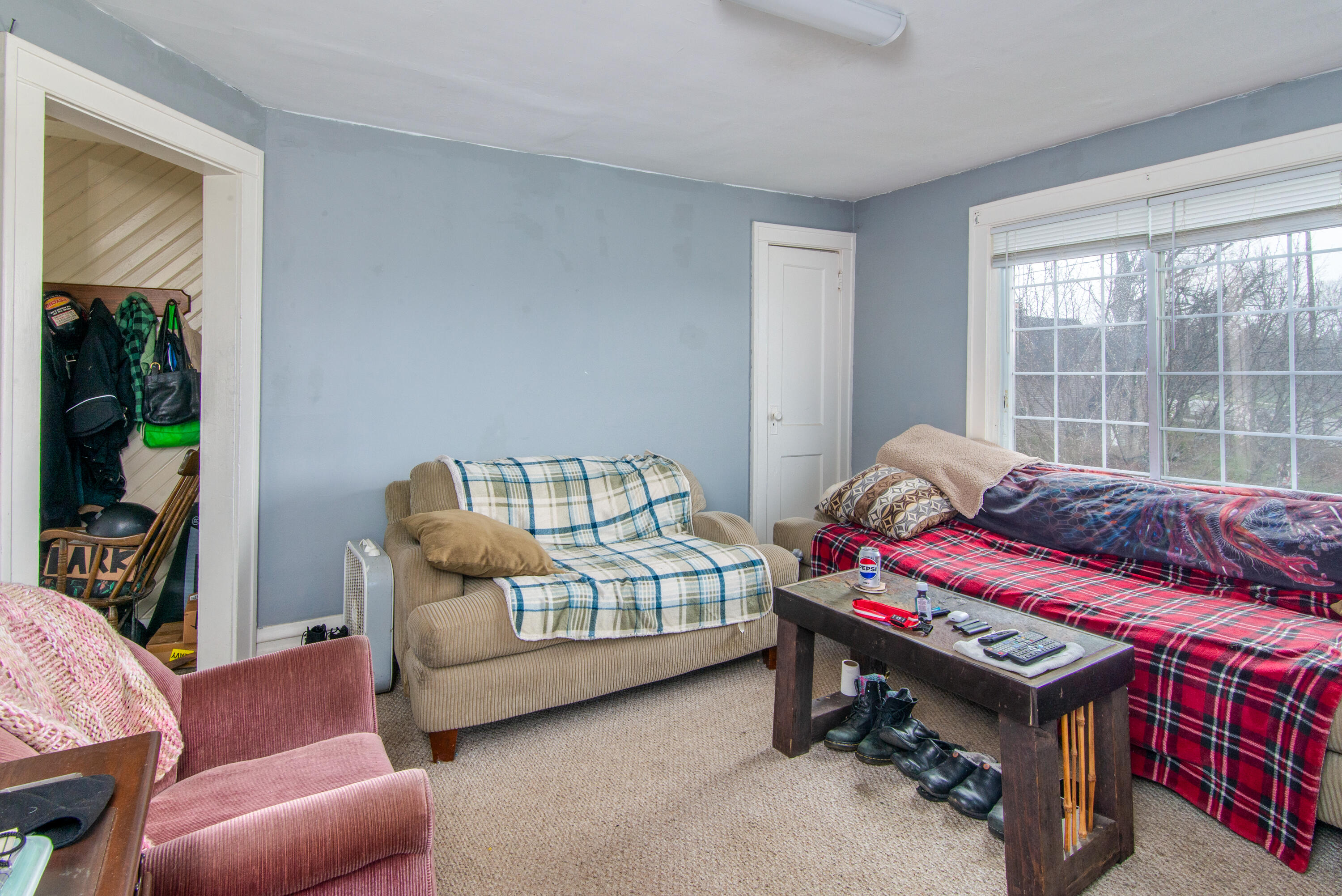 3231 Portage
