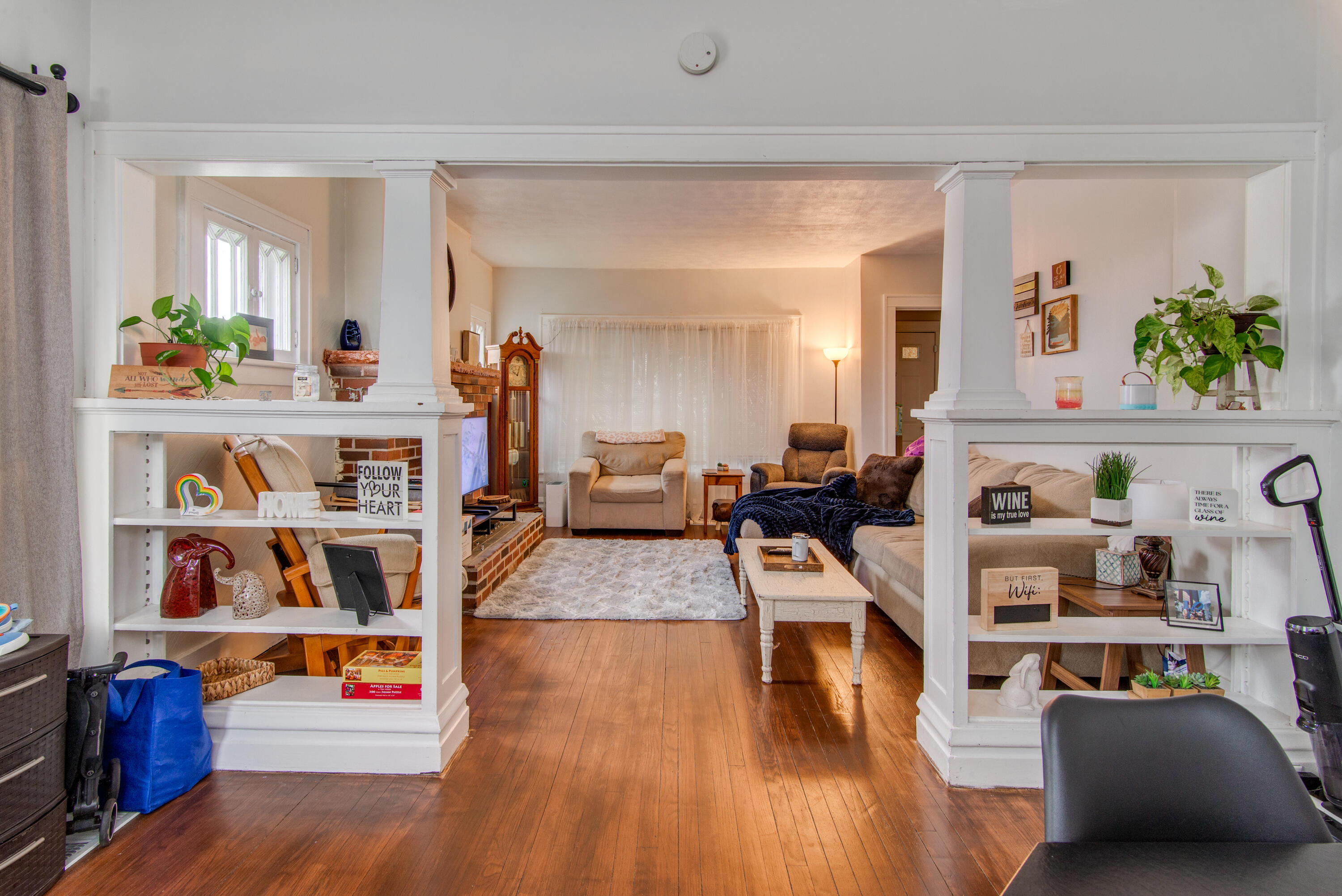3231 Portage