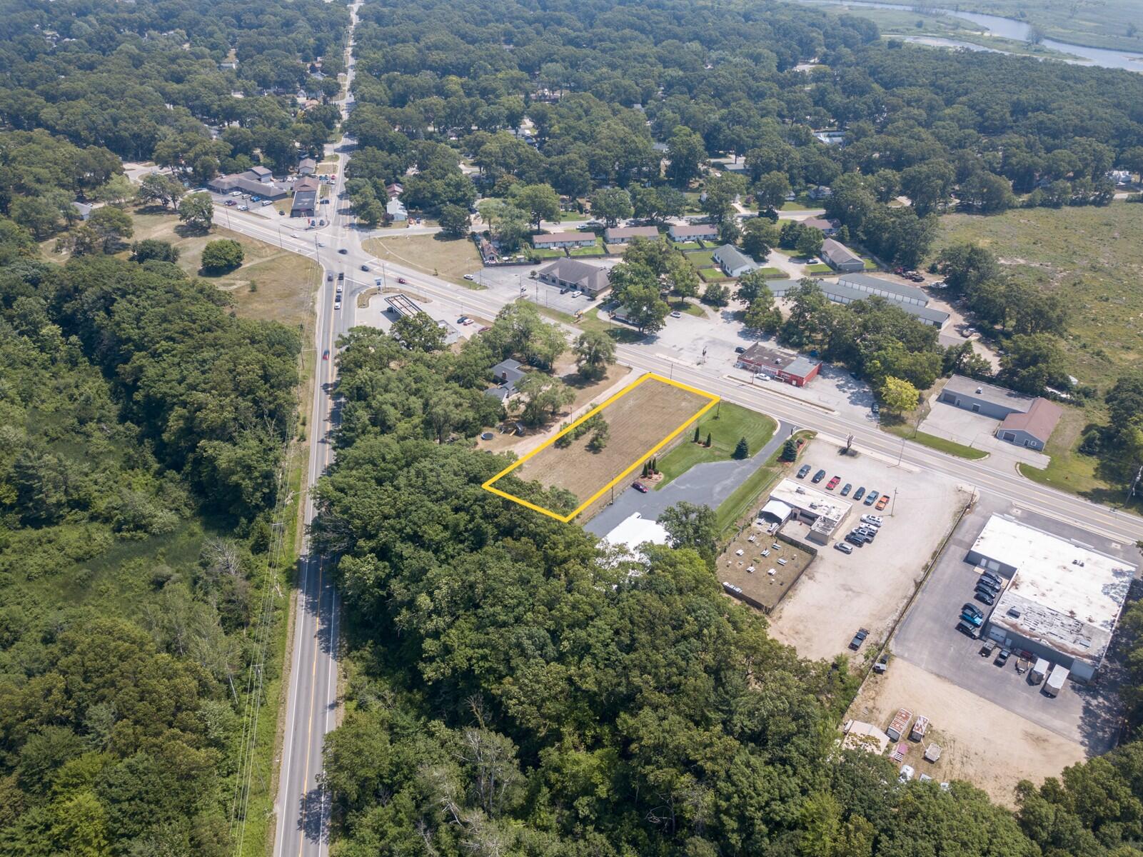 1353 Holton Road