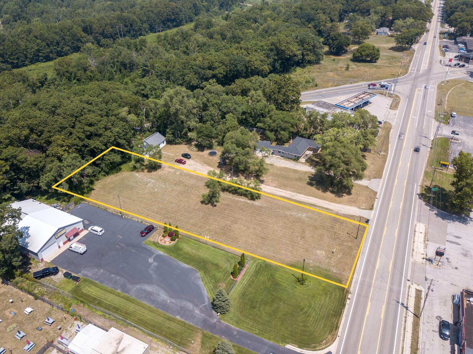 1353 Holton Road