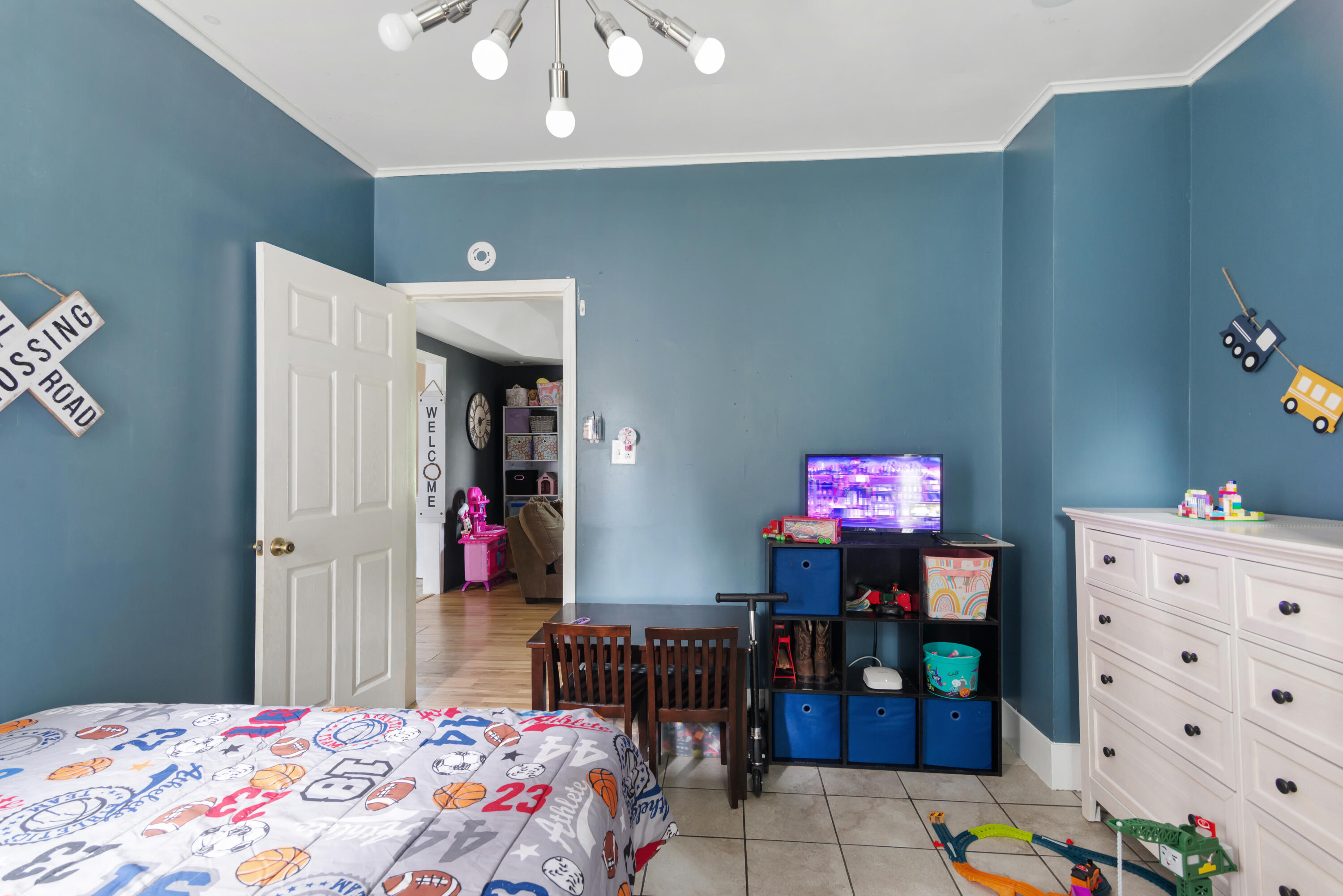129 W Silver Street