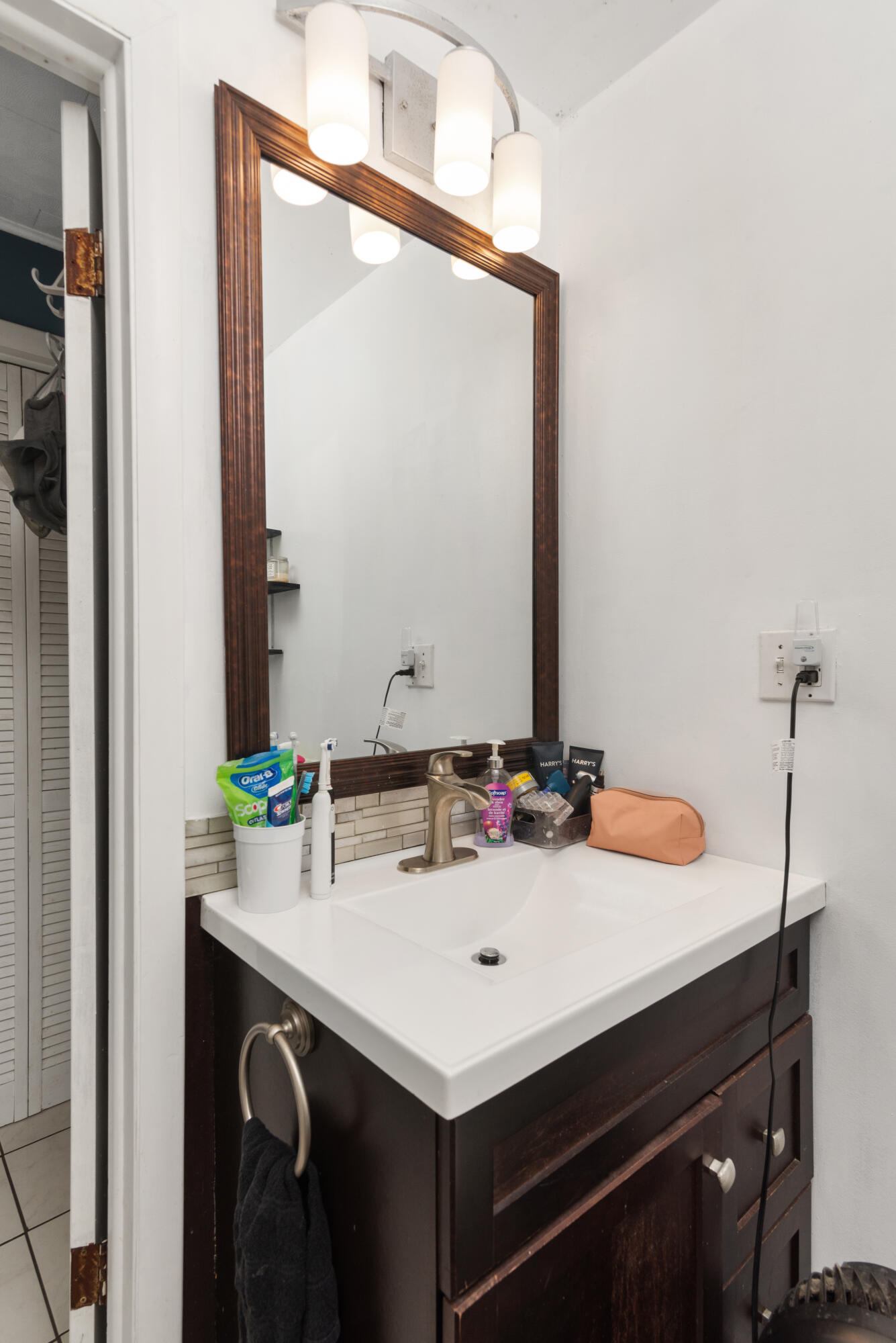 129 W Silver Street