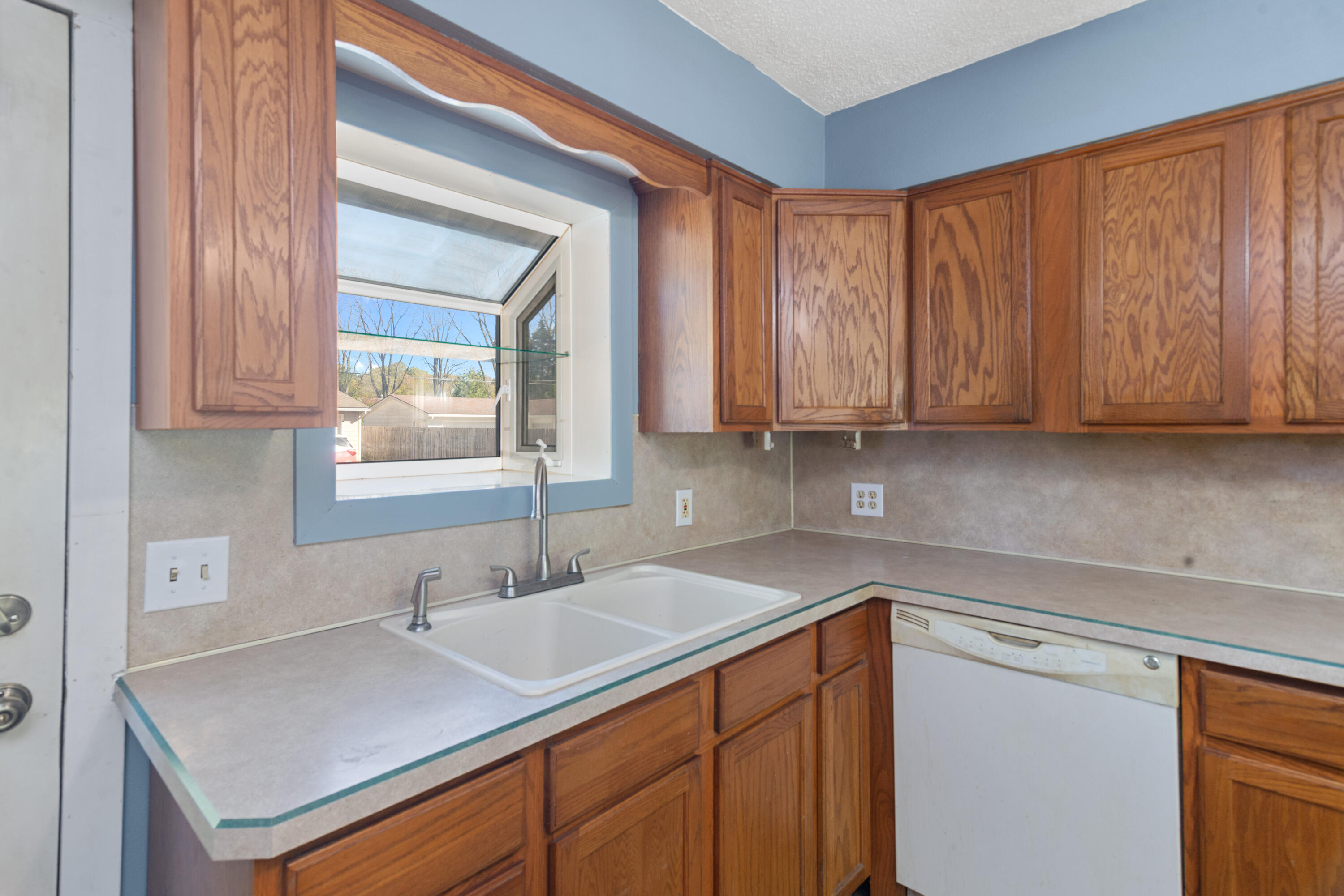 6692 Whiteford Center Road