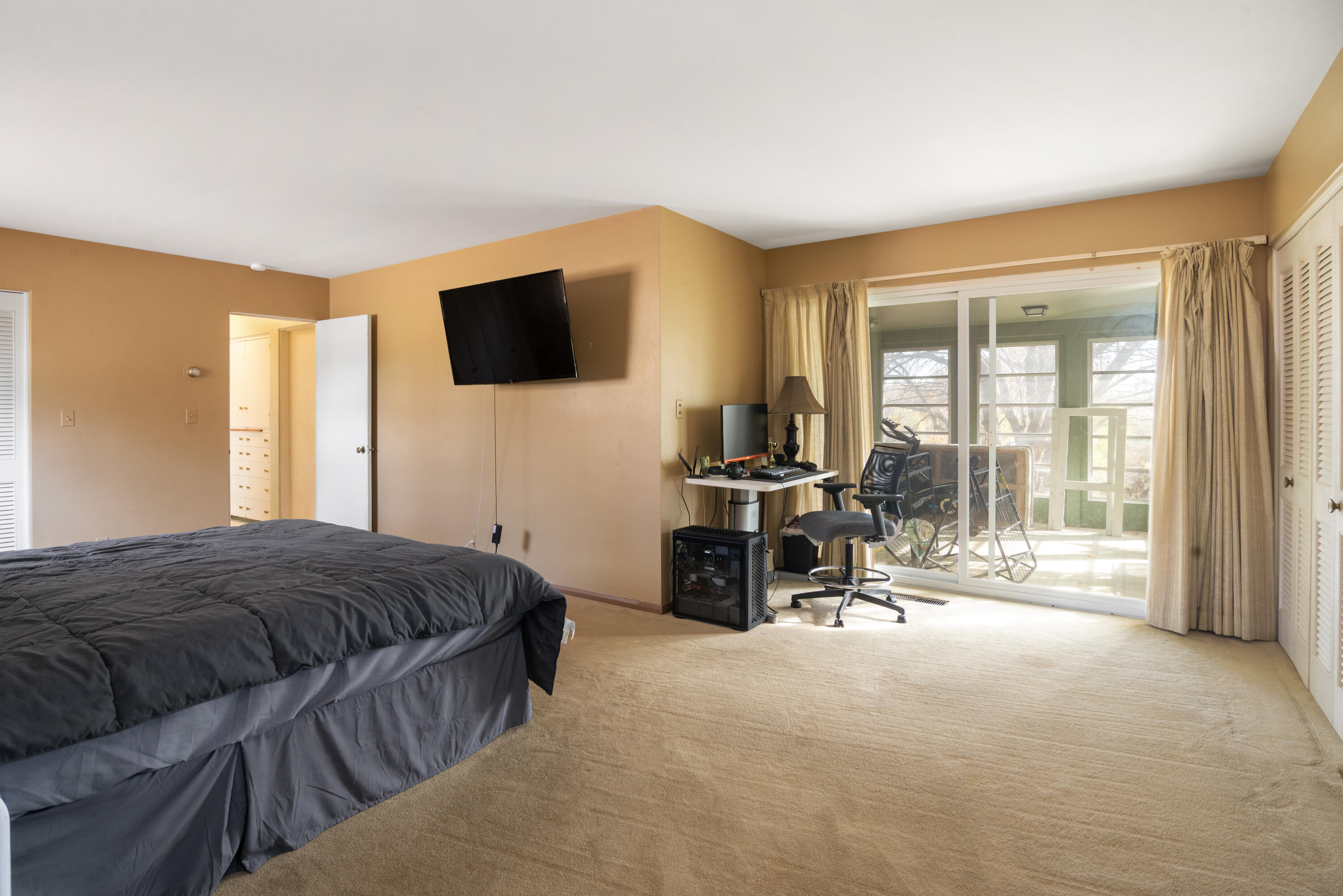 4105 Riverview Drive