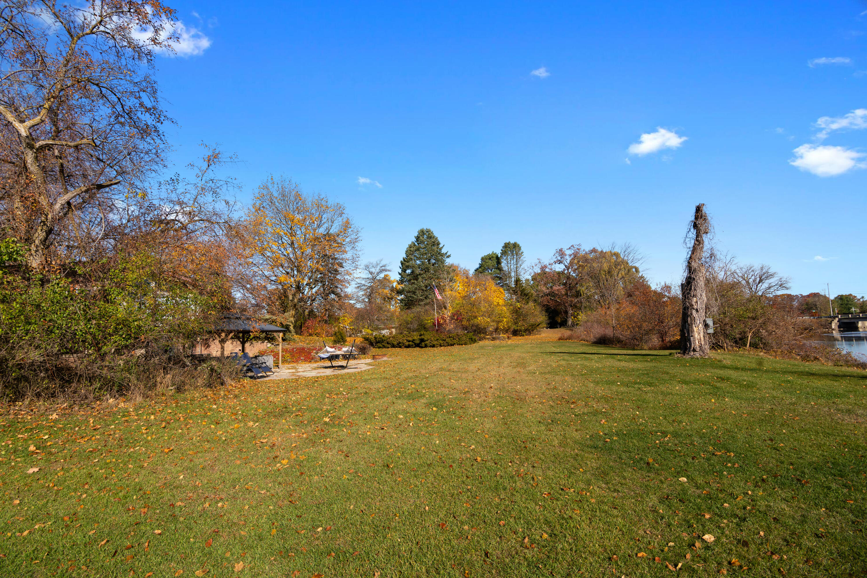 4105 Riverview Drive
