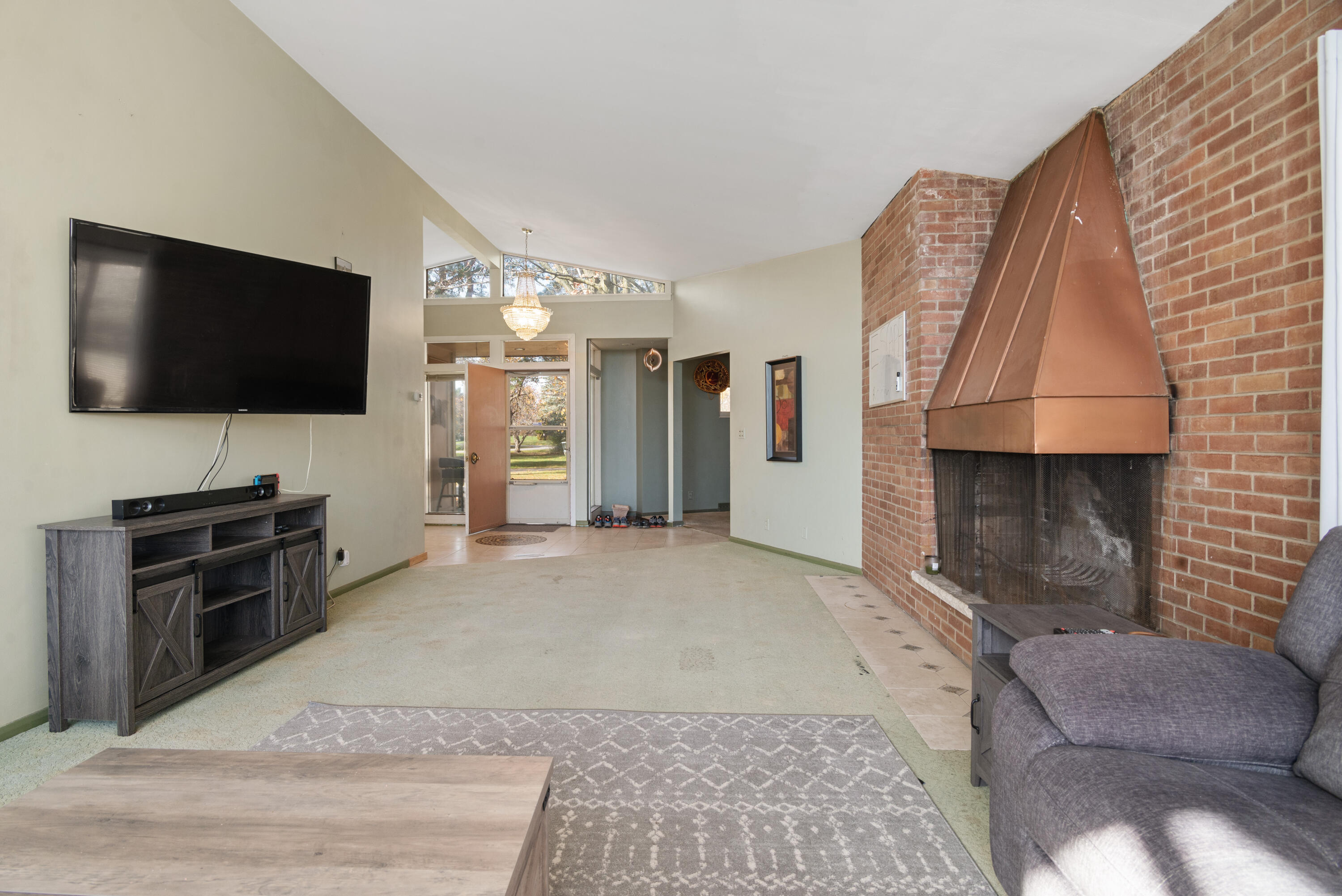 4105 Riverview Drive