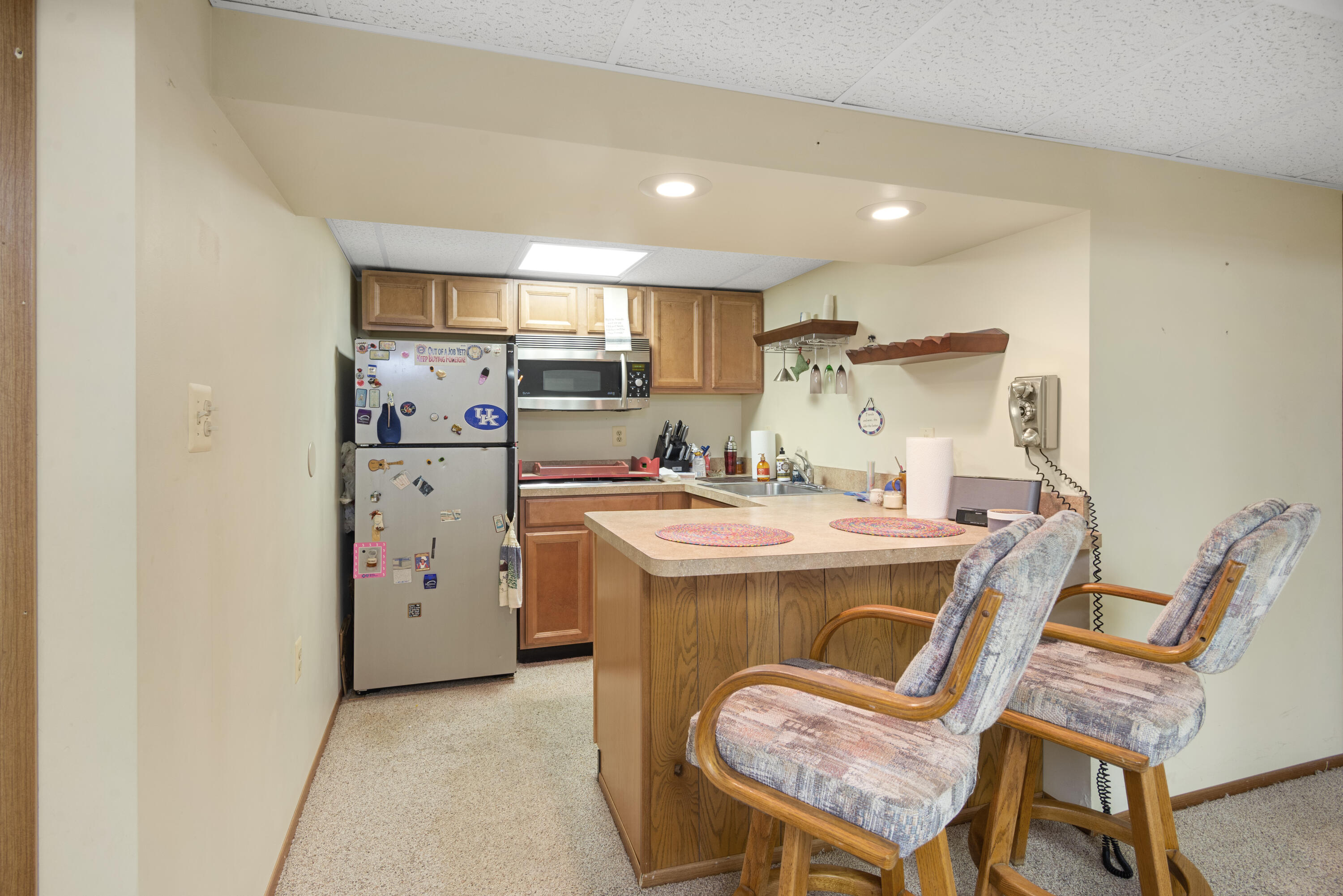 1921 Vine Way Drive 35