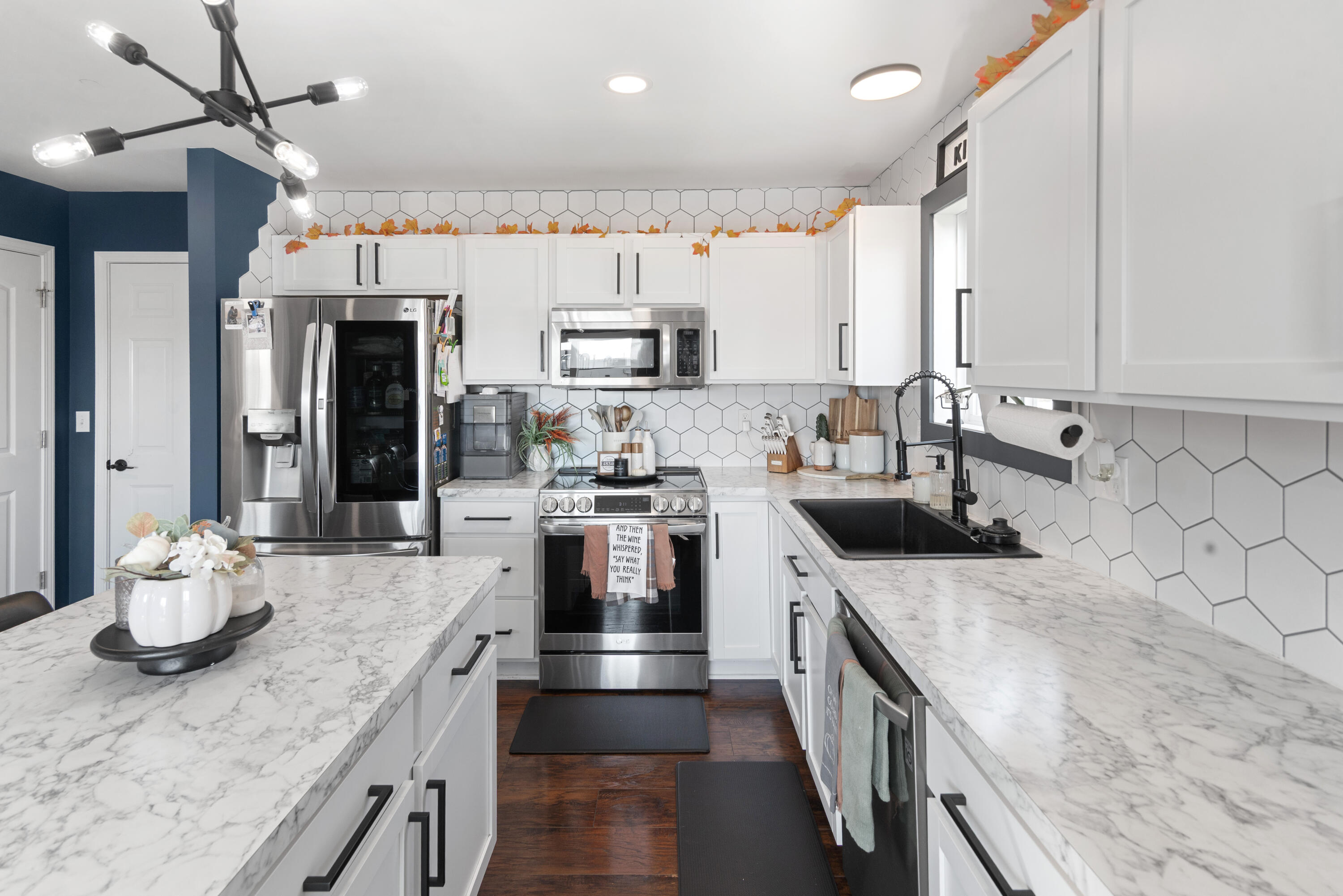 5373 Rural Terrace
