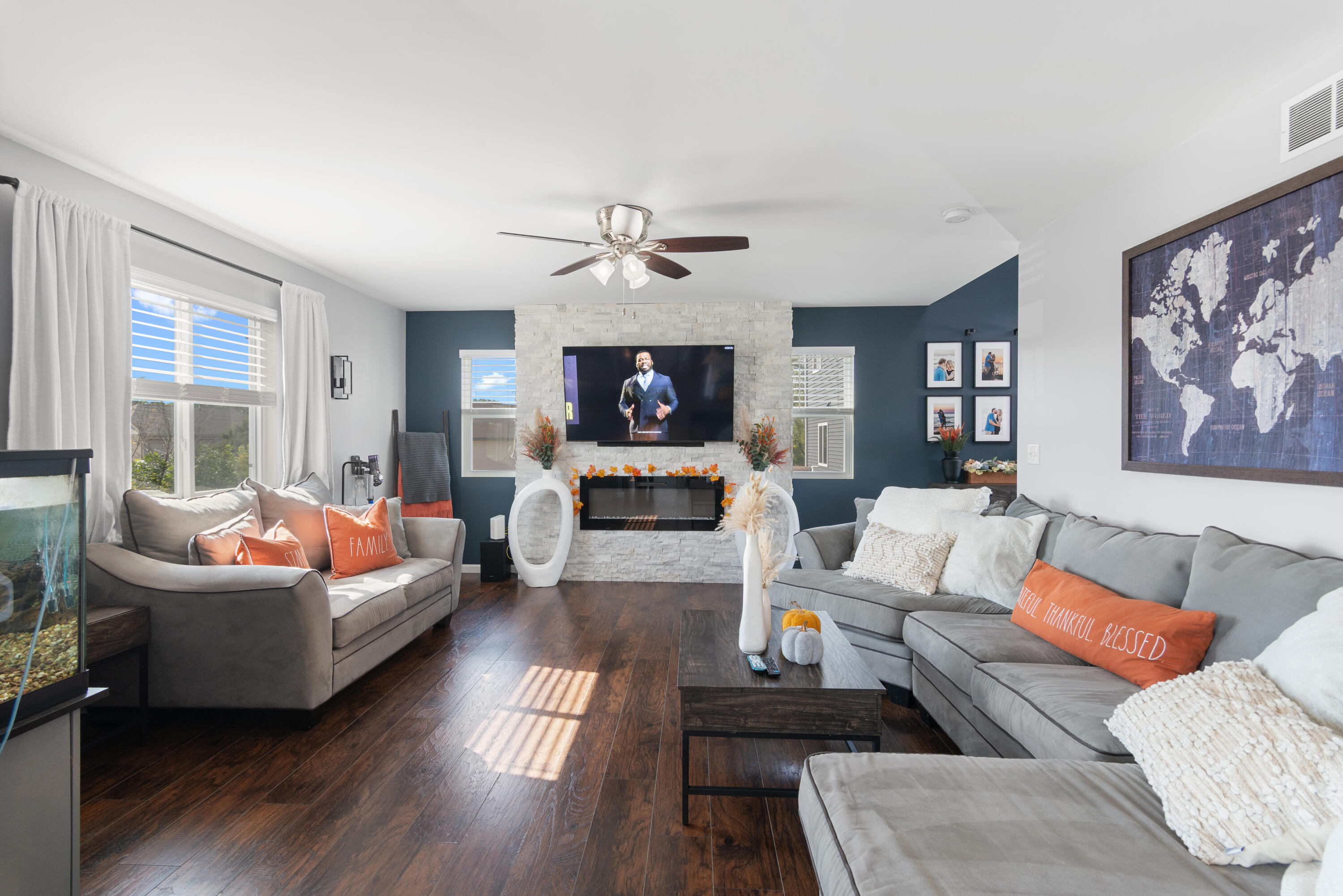5373 Rural Terrace