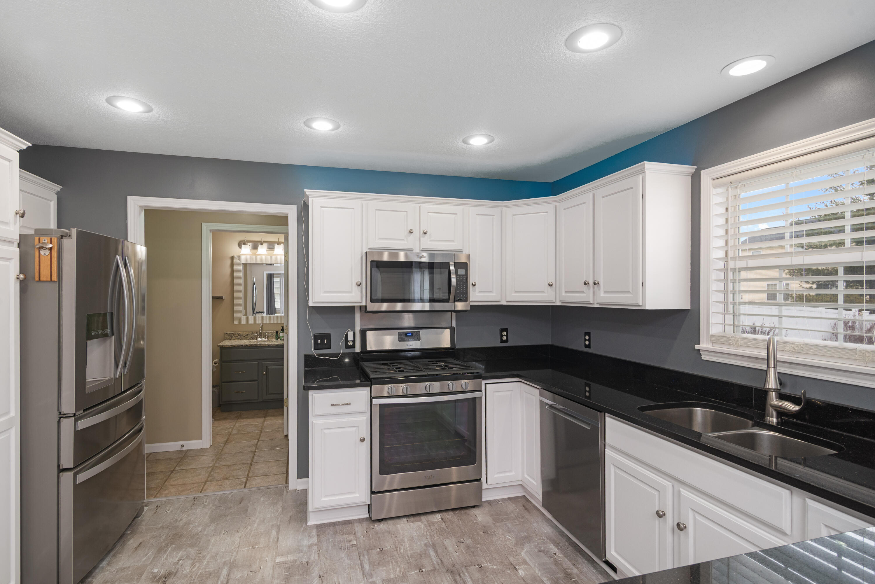 3094 Sundown Lane