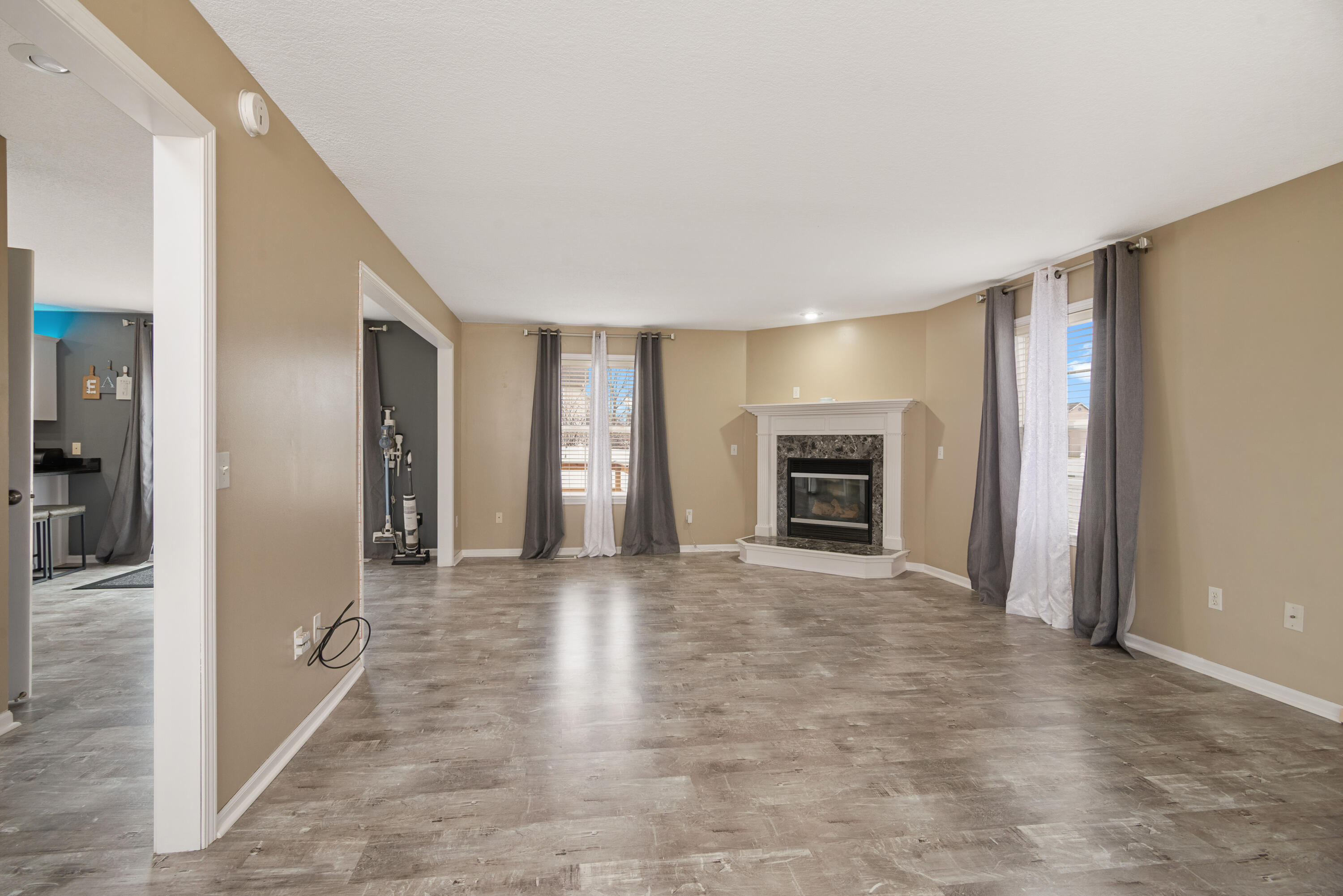 3094 Sundown Lane