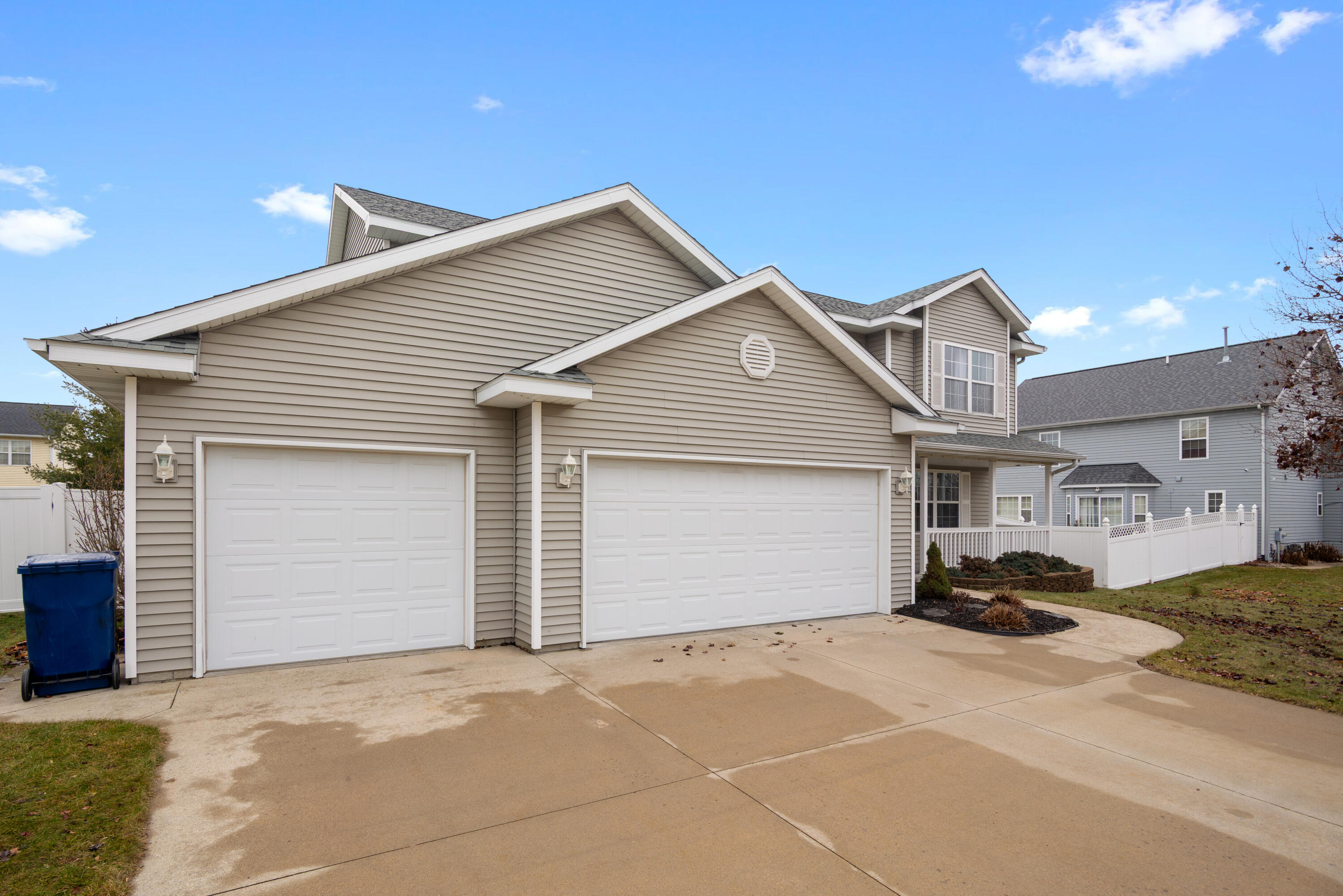 3094 Sundown Lane