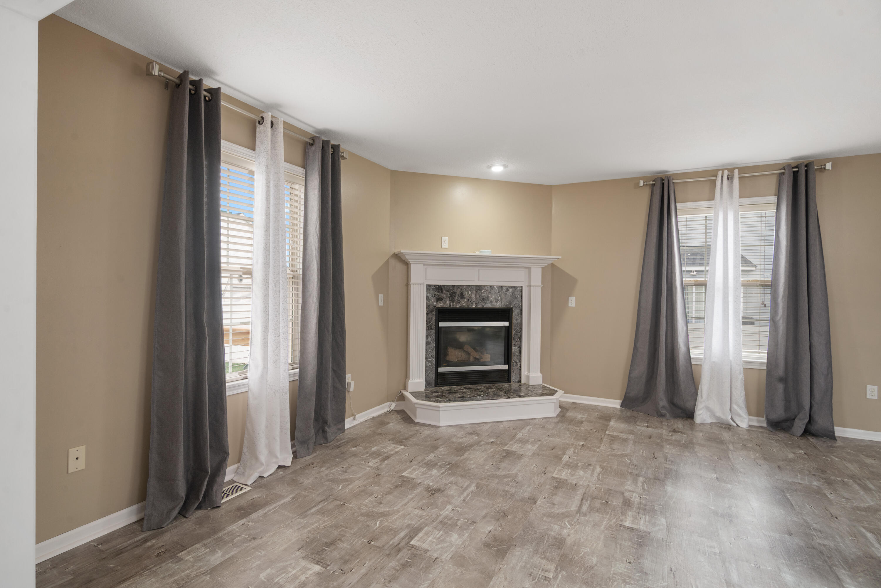 3094 Sundown Lane