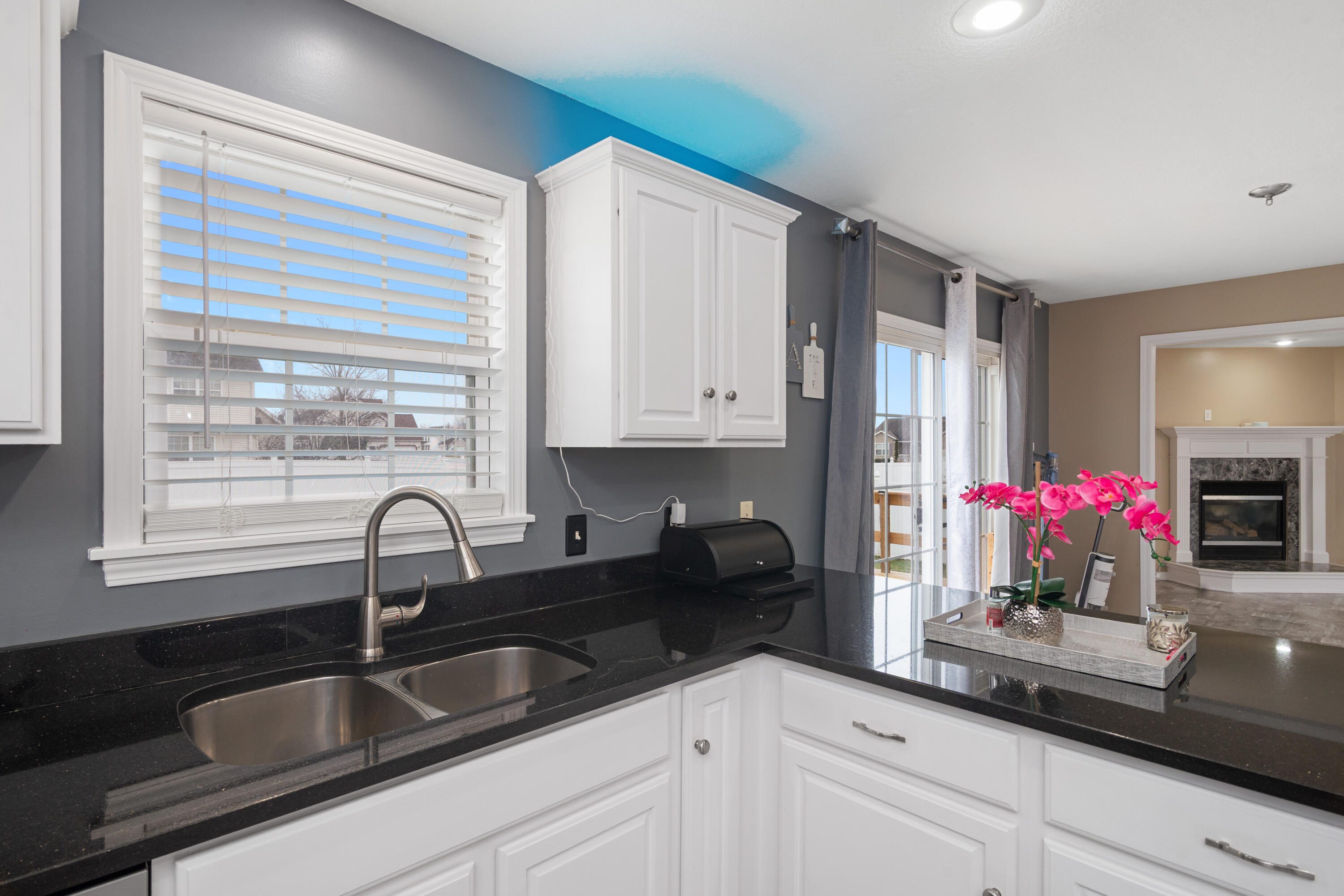 3094 Sundown Lane