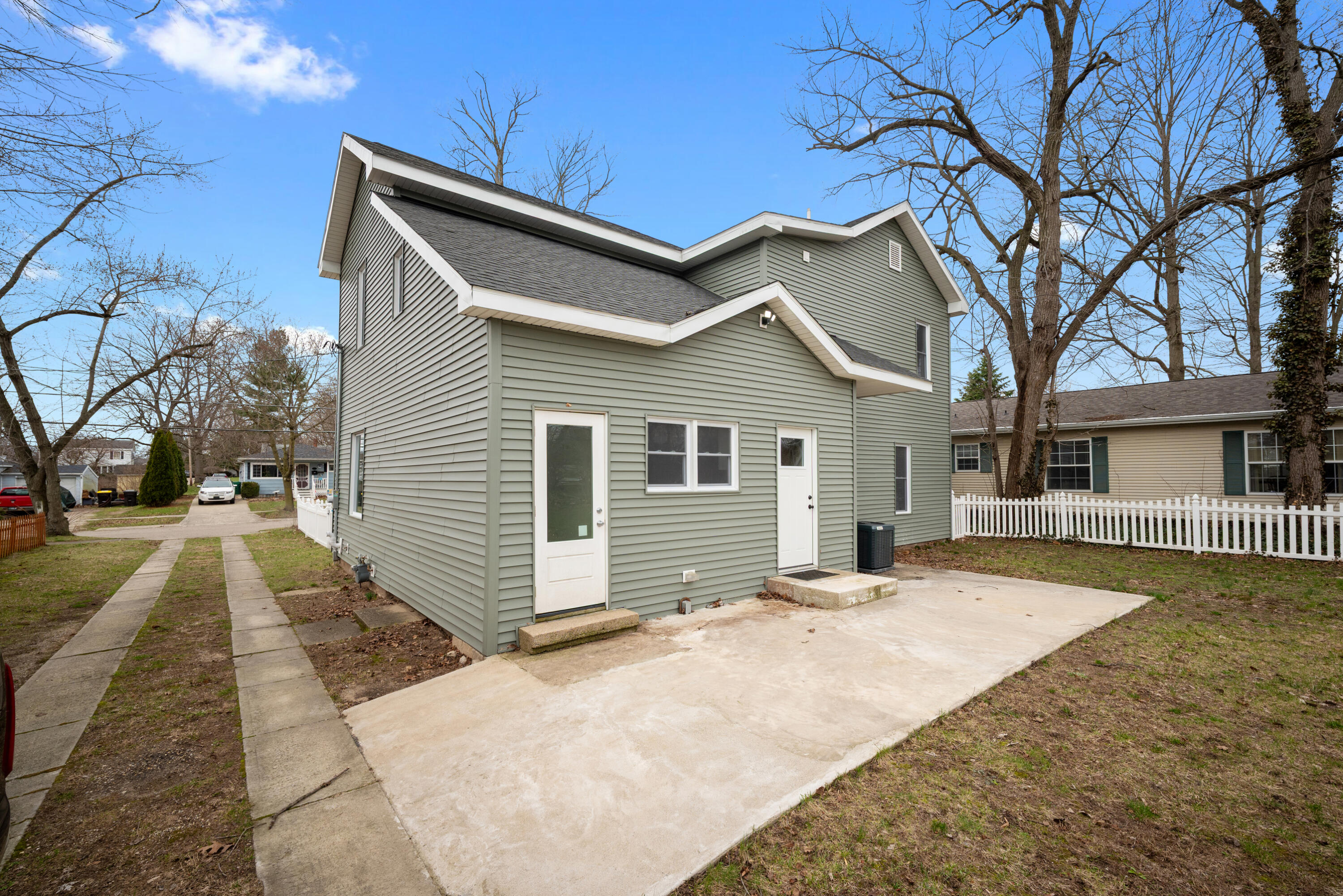 604 Orchard Street