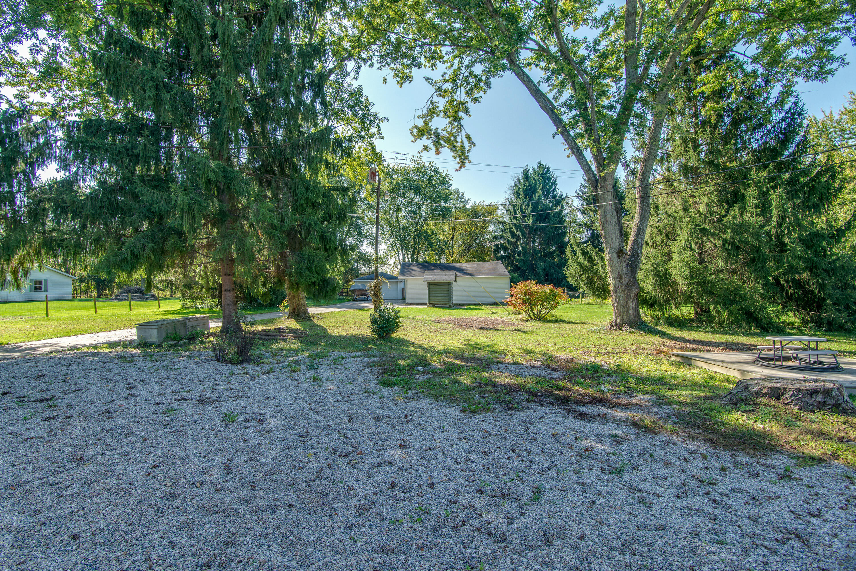 6810 N Territorial Road