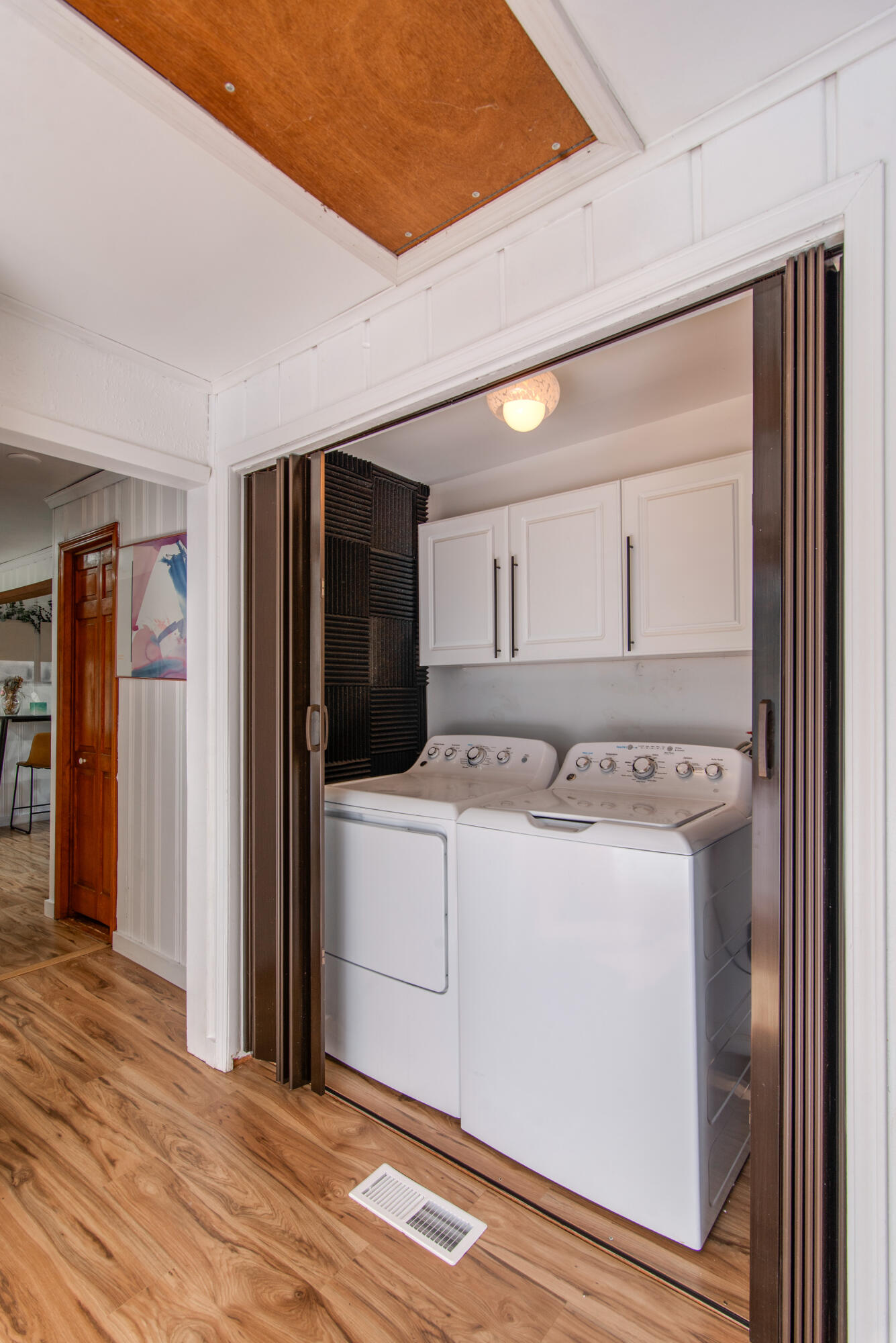 6810 N Territorial Road