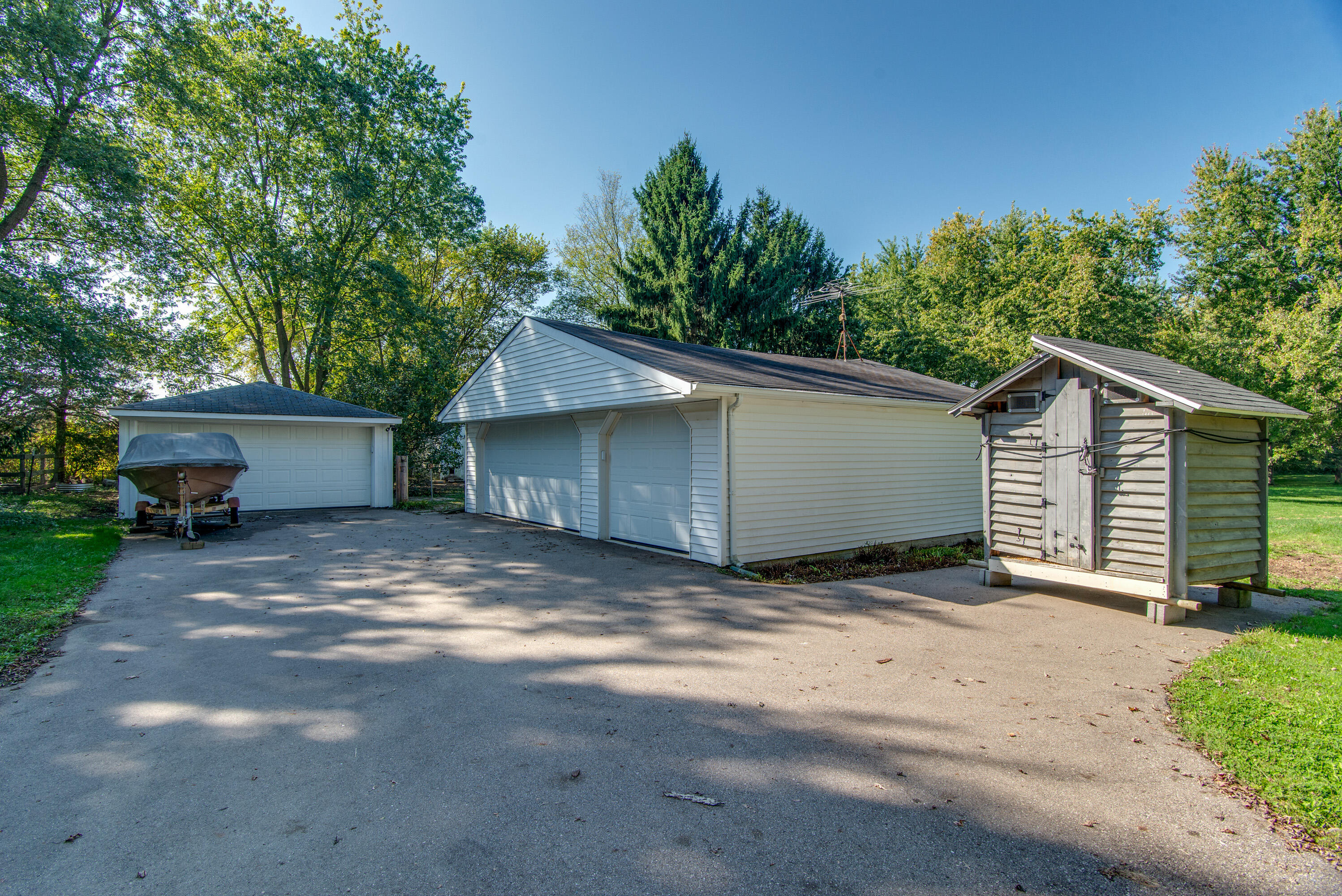 6810 N Territorial Road