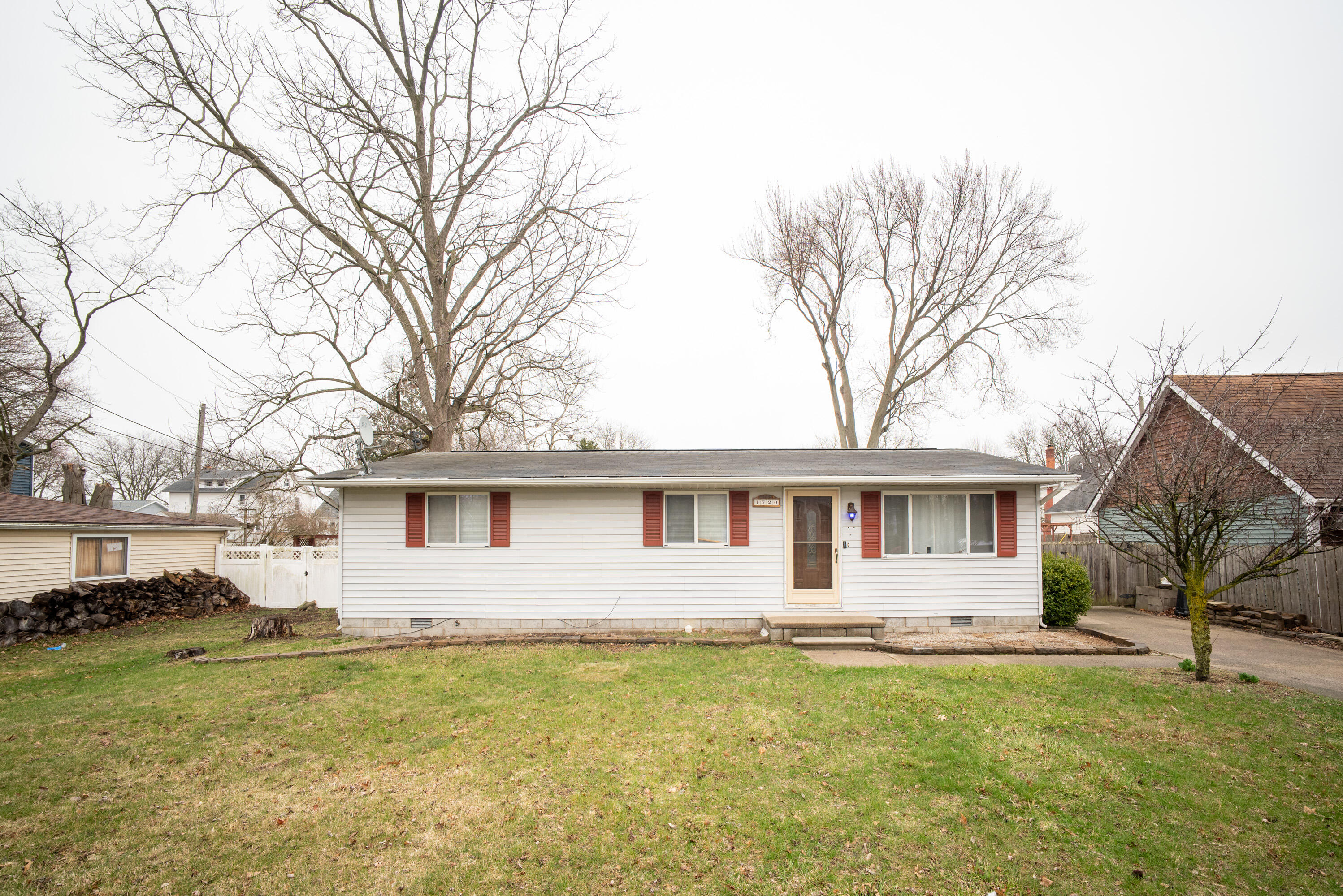 1720 Michigan Street