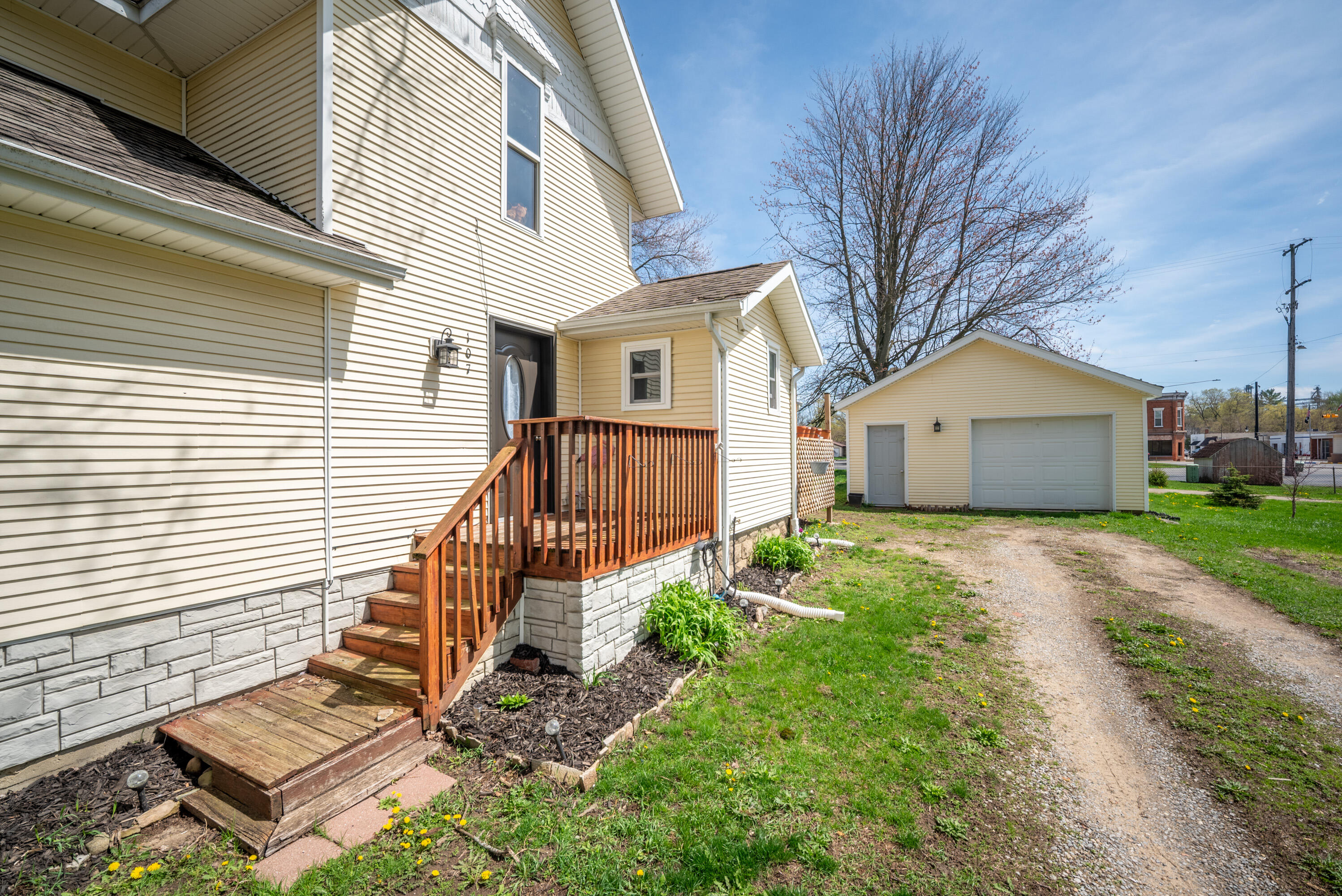 107 N Union Street