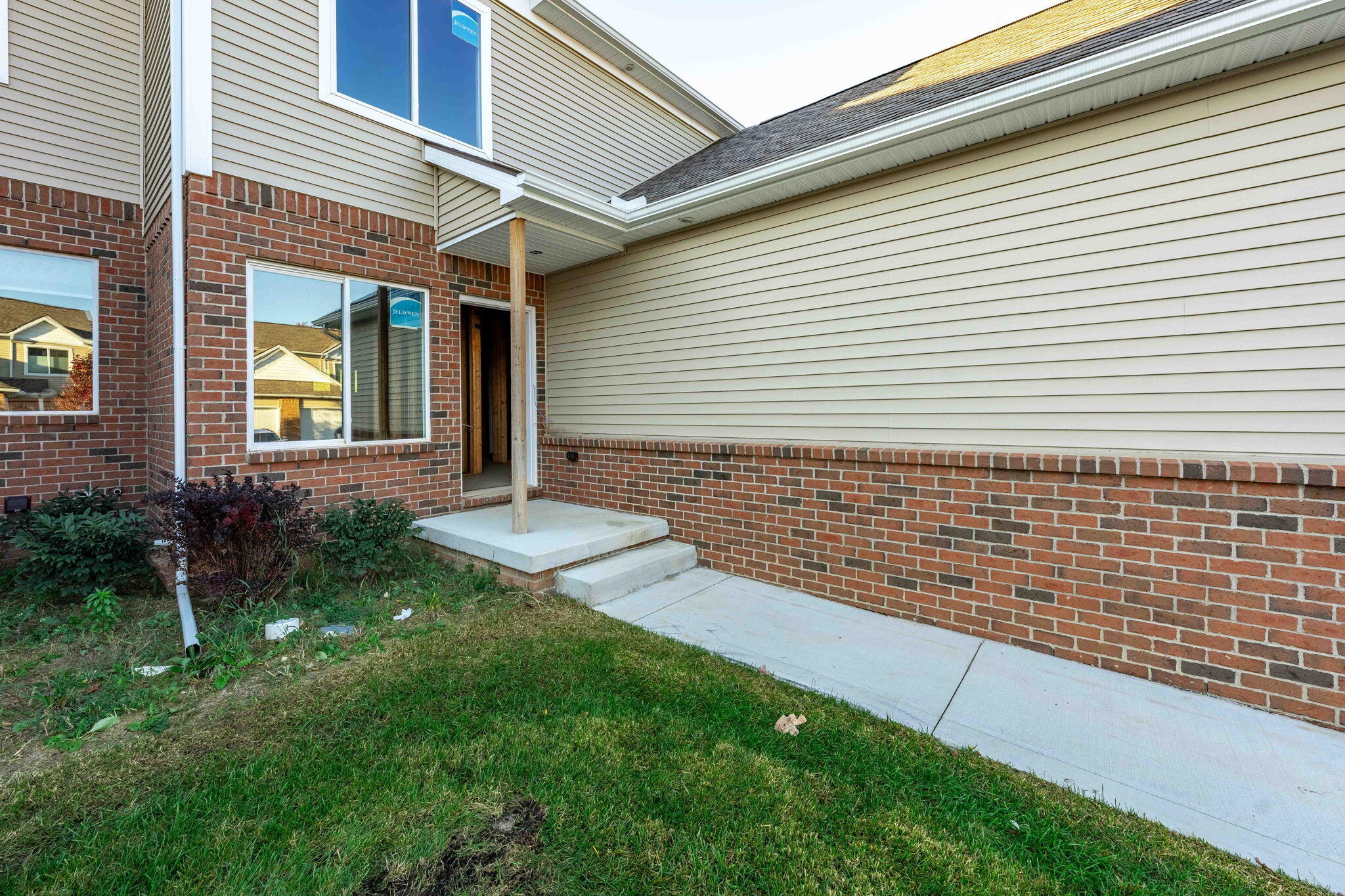 11306 Woodruff Lake Drive