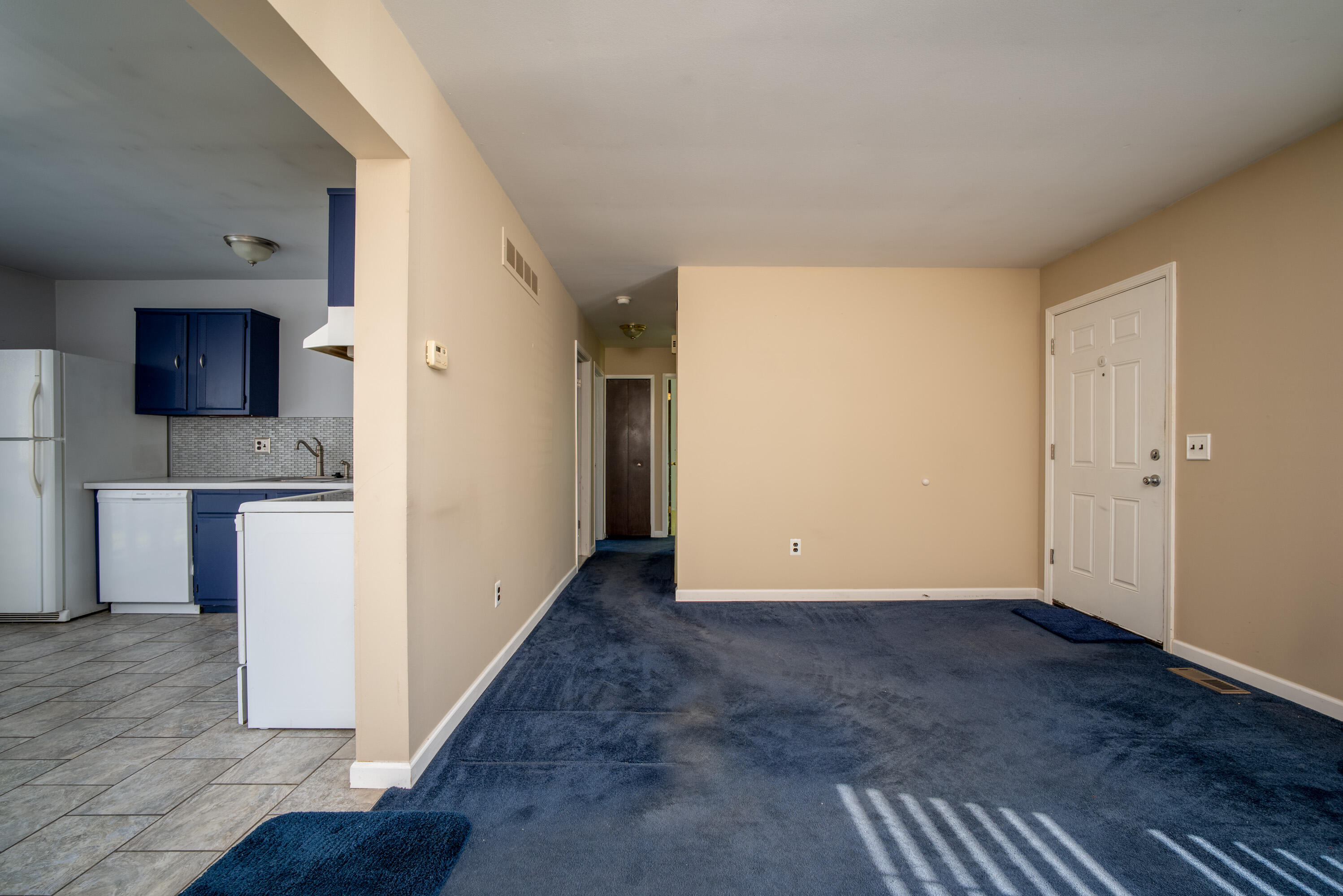 2887 Roundtree Drive